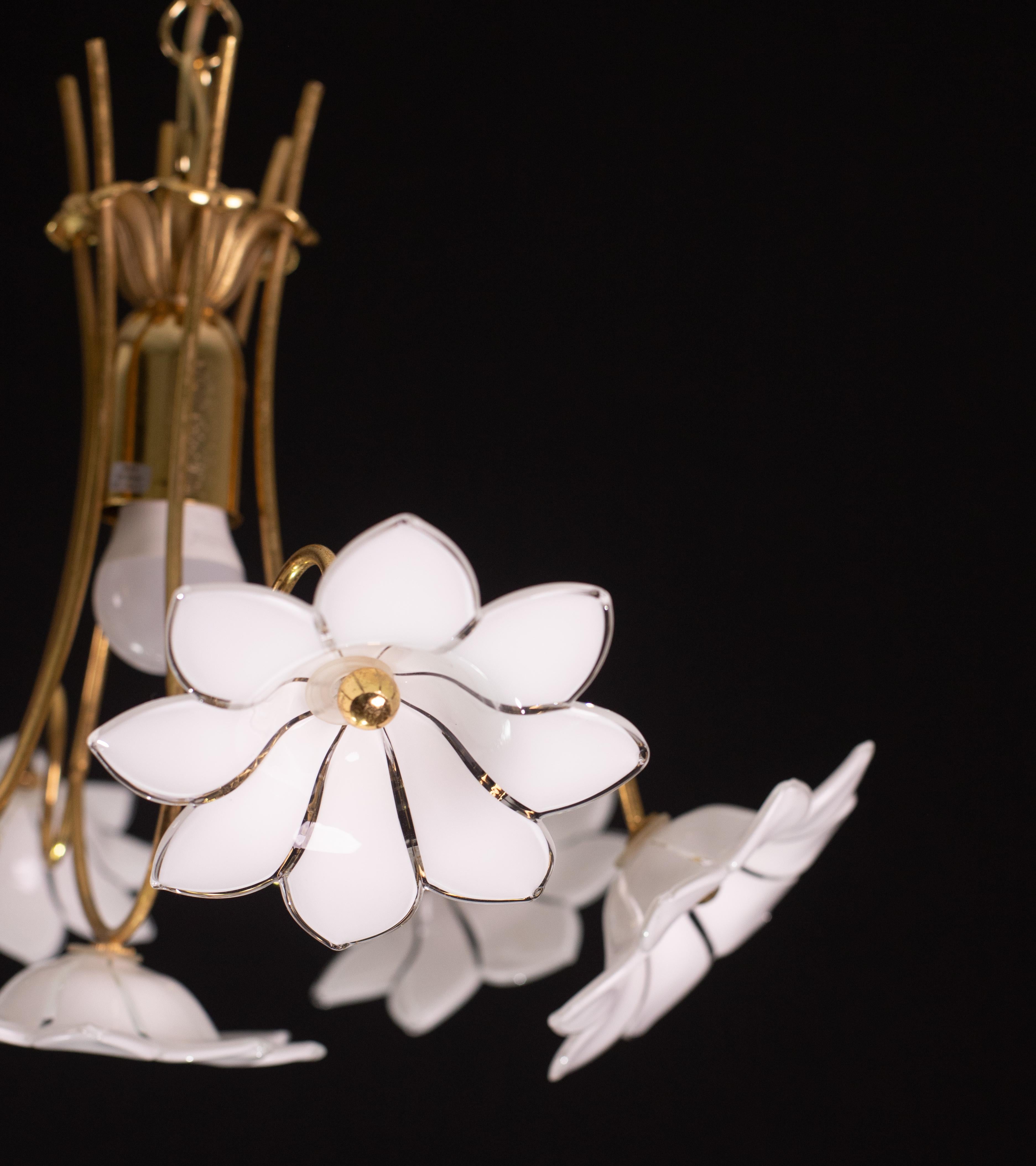 Petite Murano Vintage Chandelier White Flowers, 1970 For Sale 2