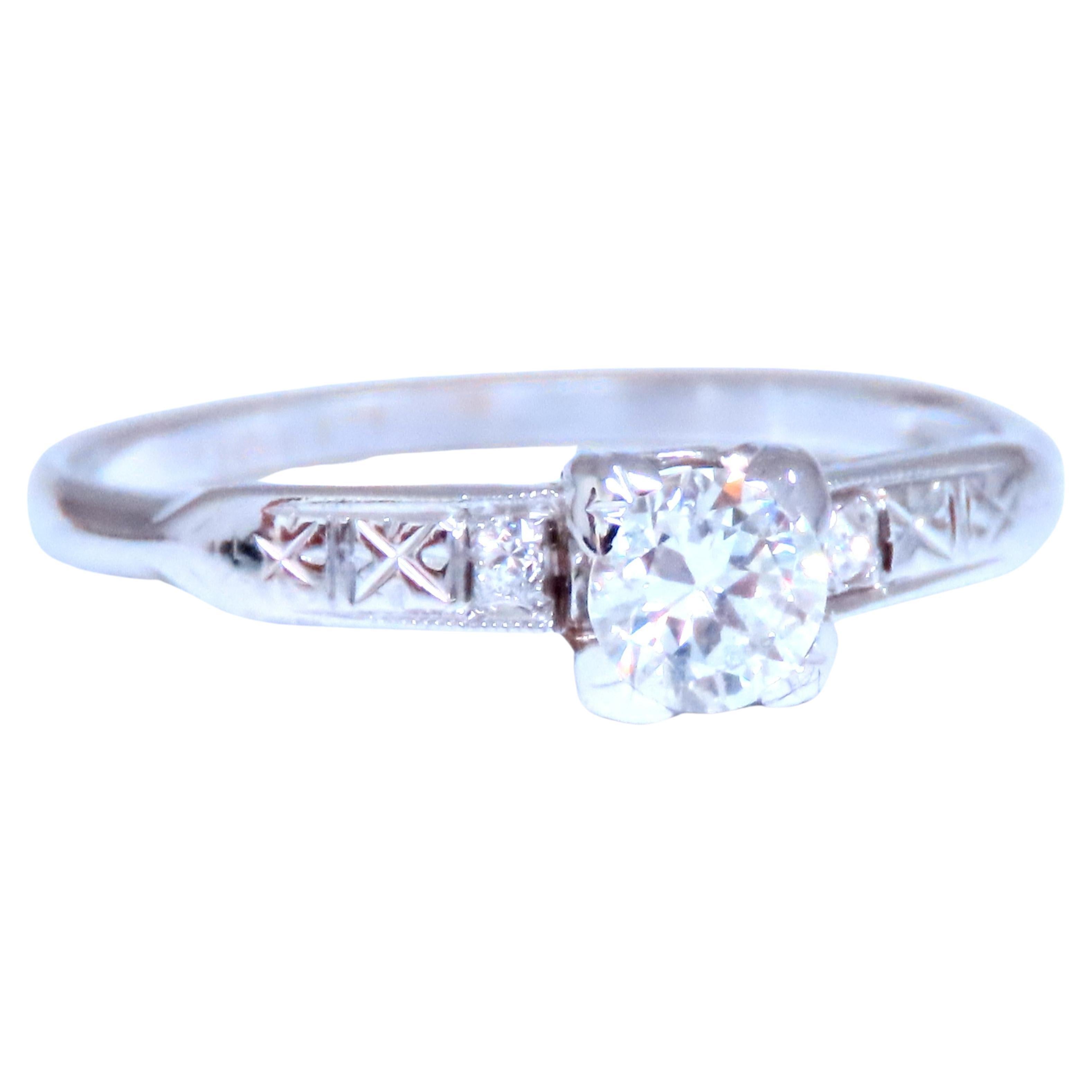 Kleiner natürlicher Diamant-Verlobungsring 14kt Gold 12547