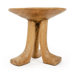 Petite Nomad Stool
