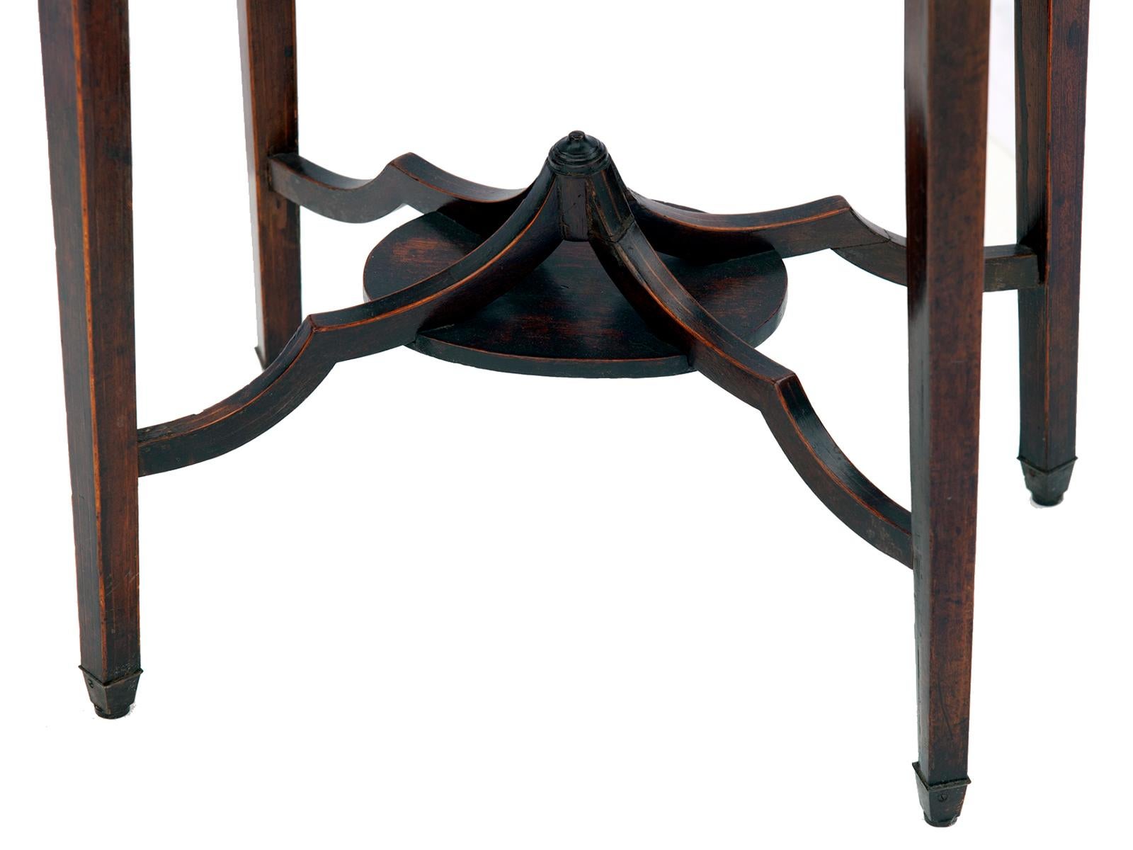 Petite Oval Occasional Table in Mahogany & Satinwood For Sale 1