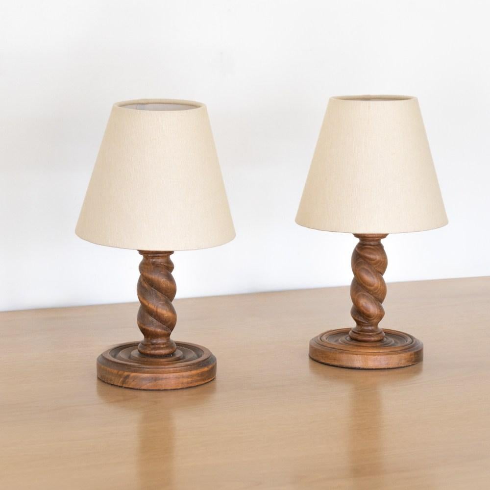 20th Century Petite Pair of French Carved Wood Lamps For Sale