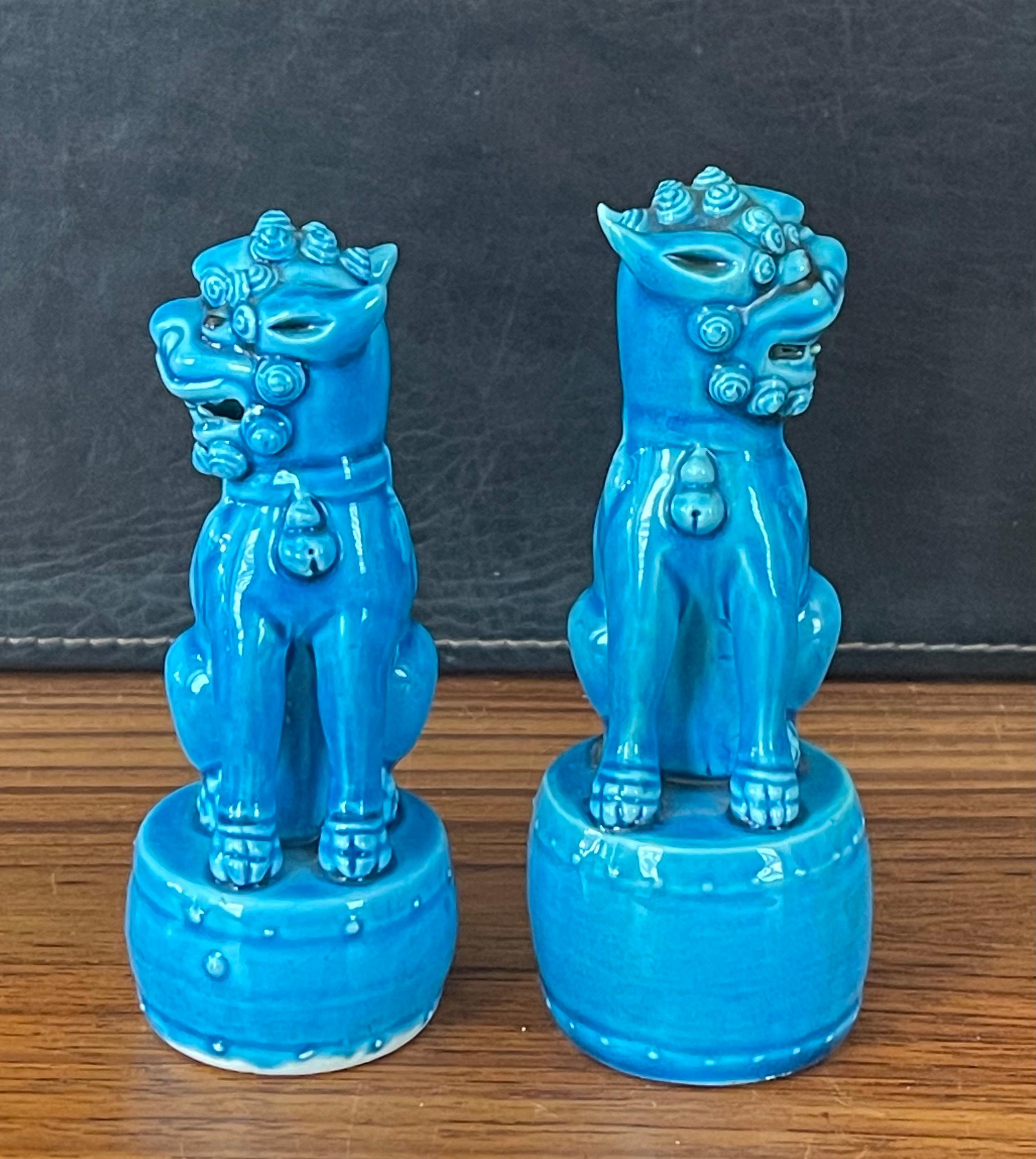 Hollywood Regency Petite Pair of Vintage Turquoise Blue Ceramic Foo Dog Sculptures For Sale
