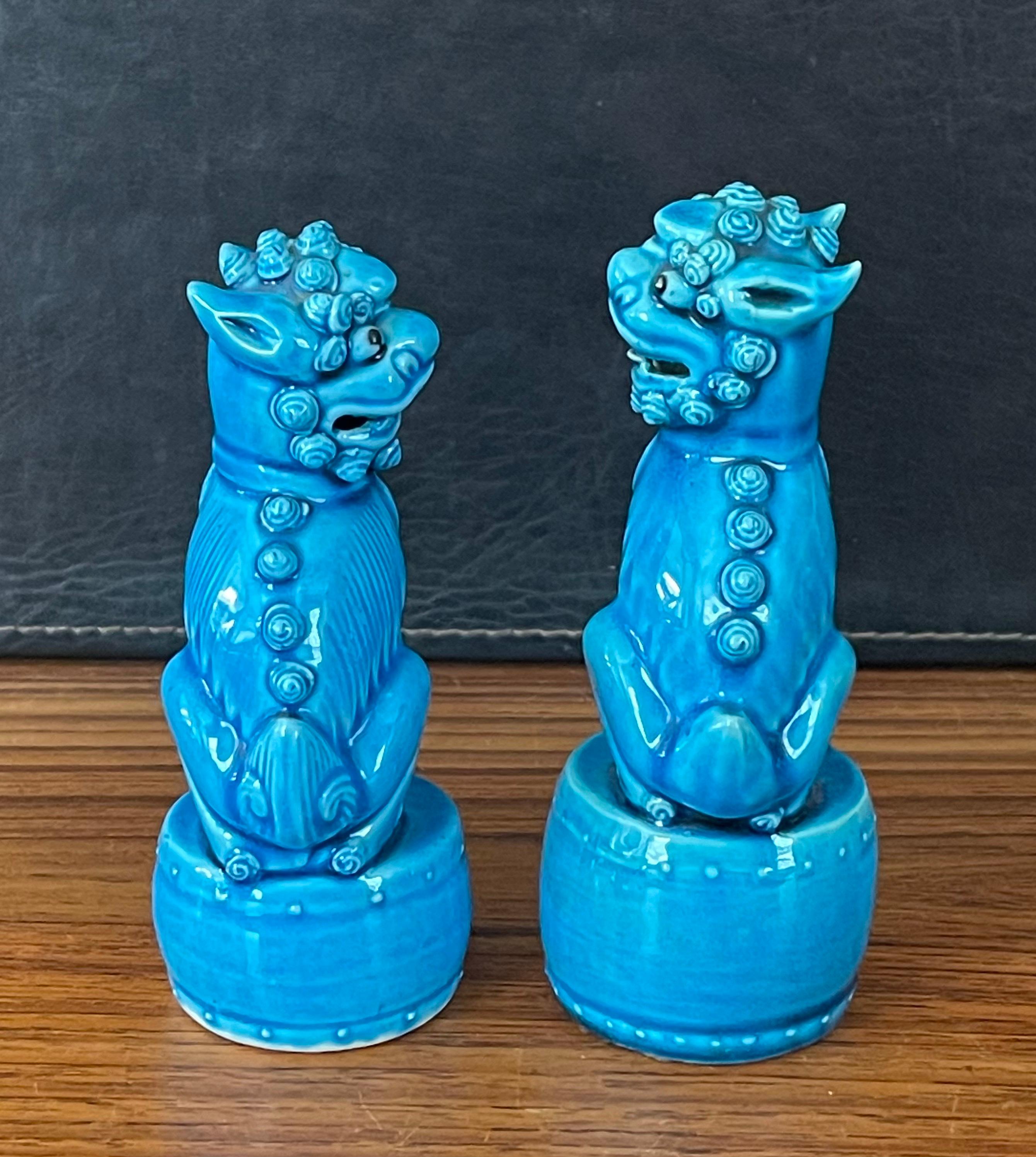 Petite Pair of Vintage Turquoise Blue Ceramic Foo Dog Sculptures In Good Condition For Sale In San Diego, CA
