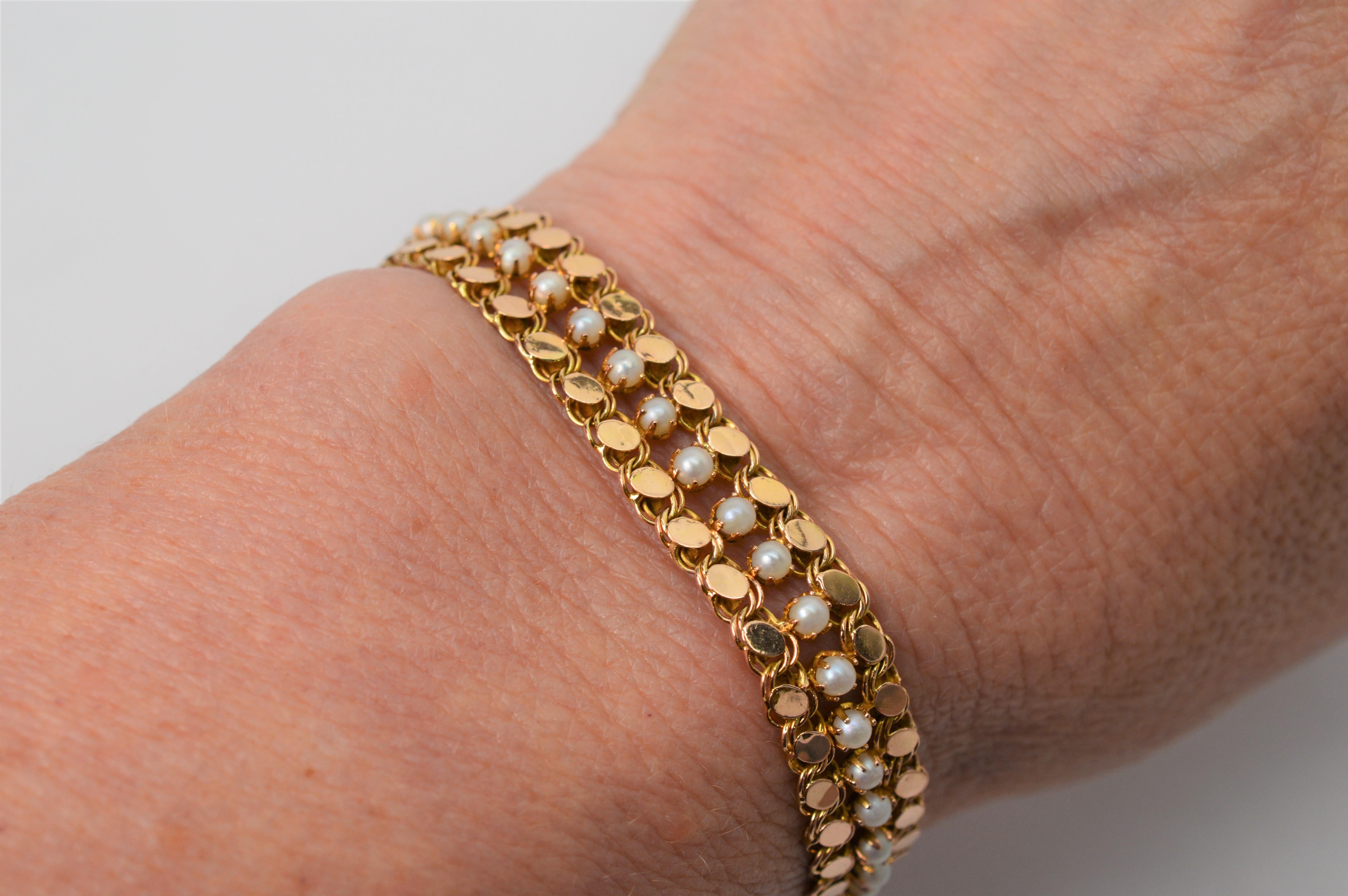 Women's Pearl Accented 14 Karat Yellow Gold Link Bracelet