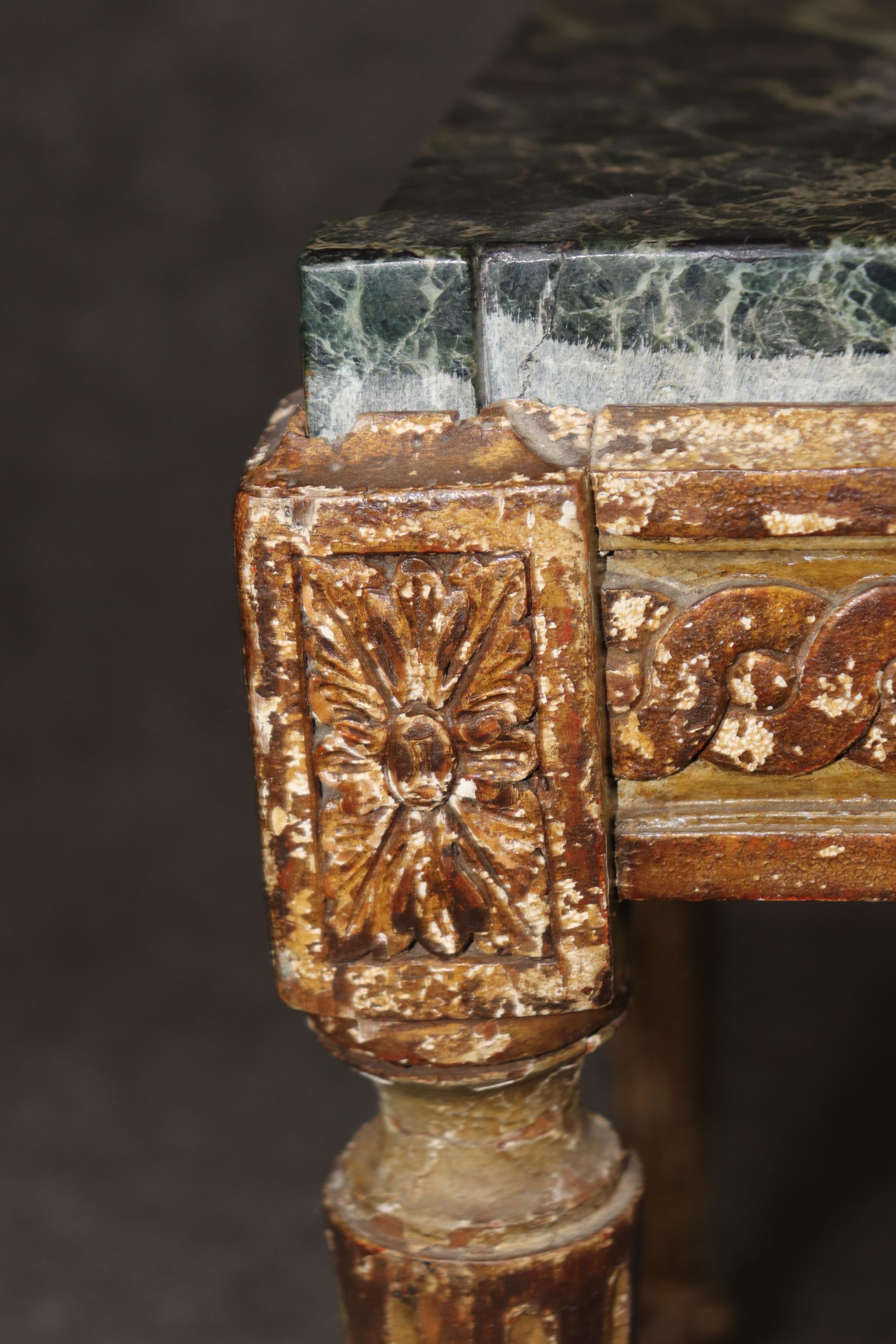 Petite Period 18th century French Distressed Occasional End Table Circa 1780 For Sale 4