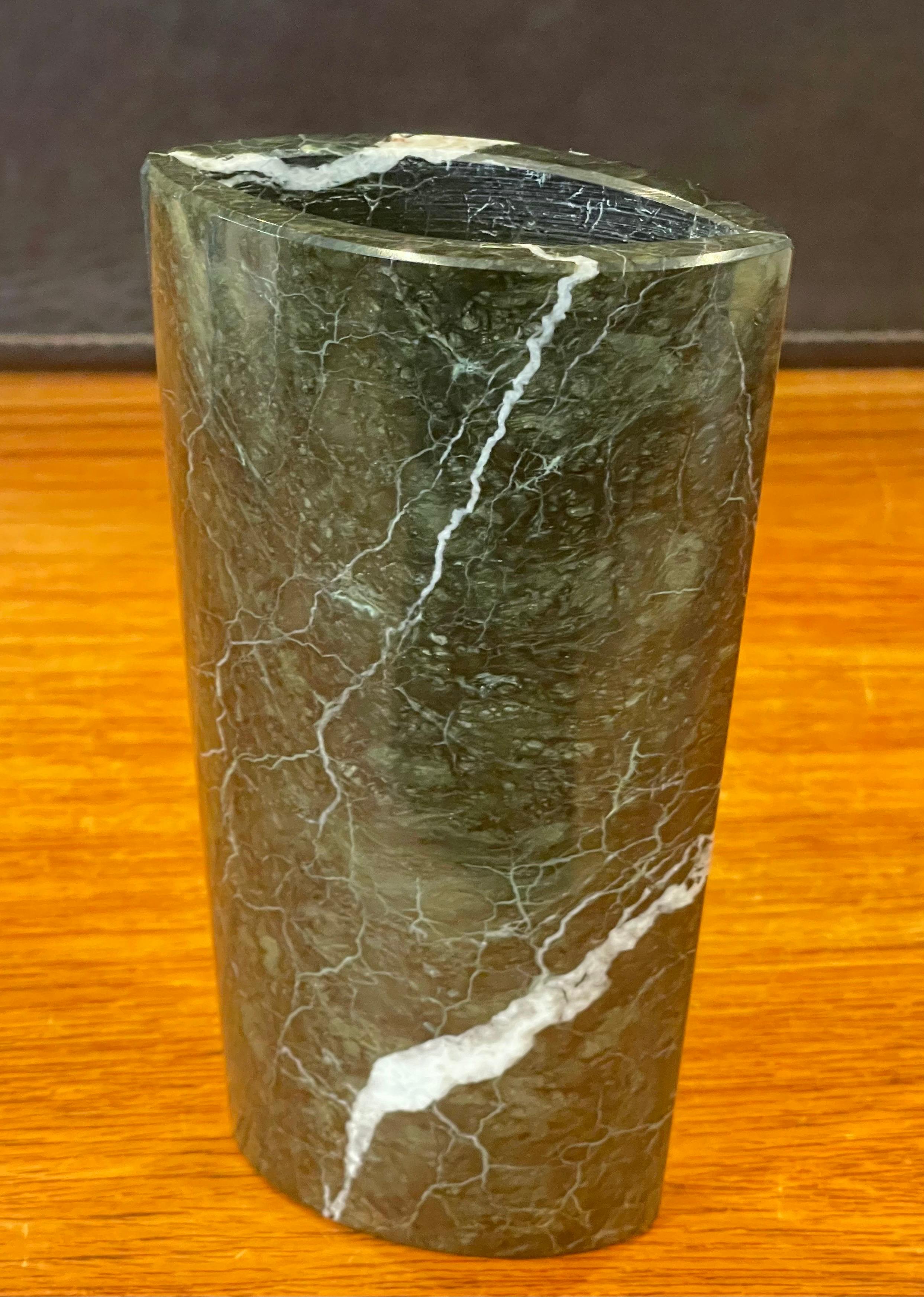Petite Post-Modern Italian Marble Vase In Good Condition For Sale In San Diego, CA