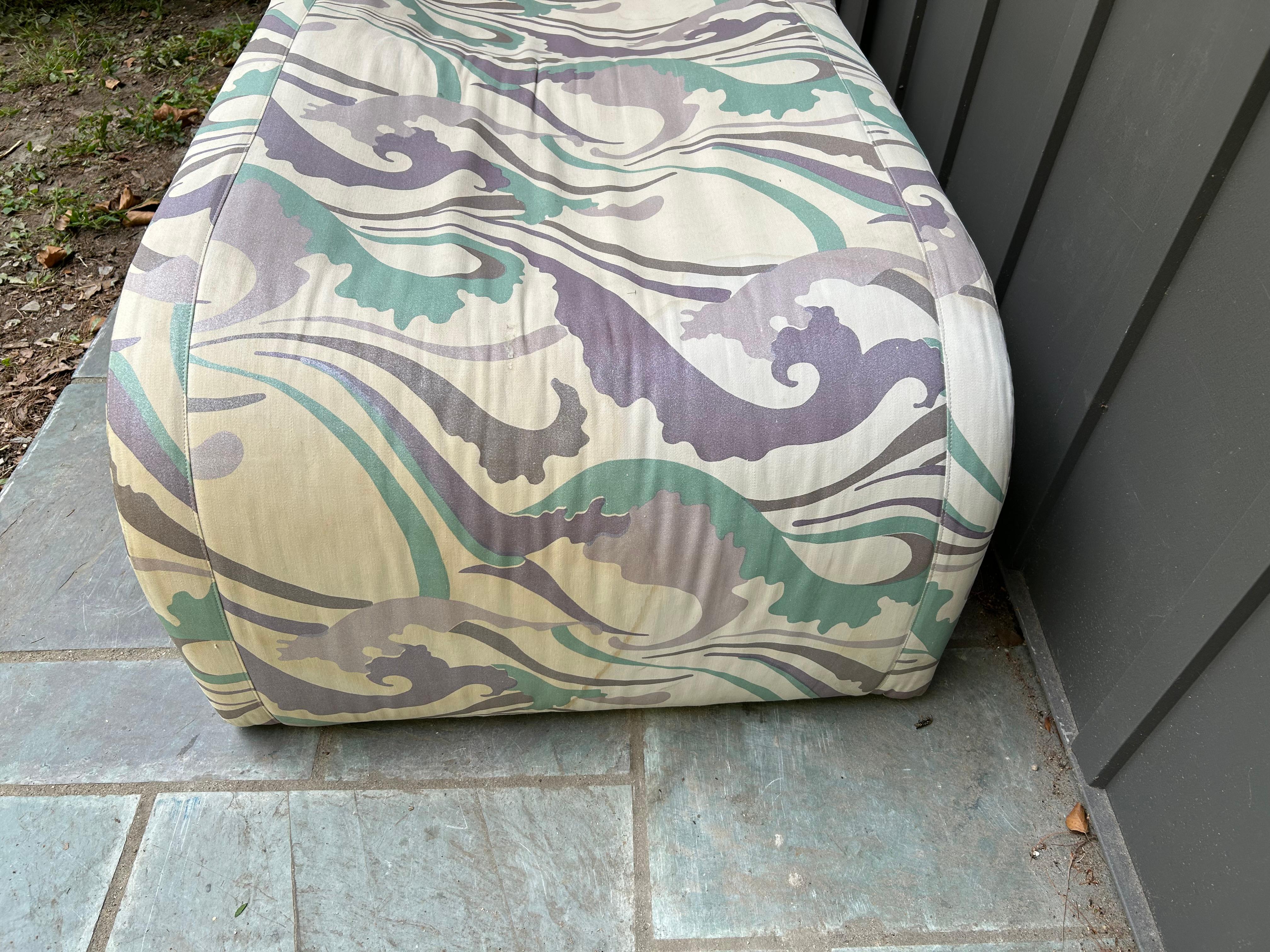Petite Preview 80s Skulpturale Moderne Chaise Lounge Mitte des Jahrhunderts (Ende des 20. Jahrhunderts) im Angebot