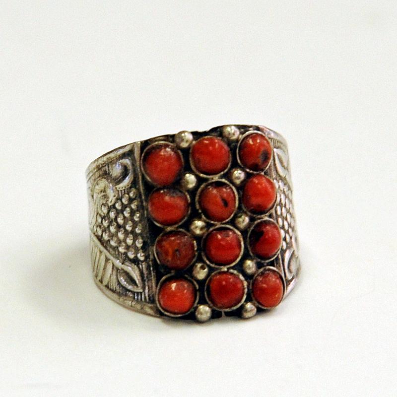 Petite Red Stone Decorated Silvering, 1940s In Good Condition For Sale In Stockholm, SE