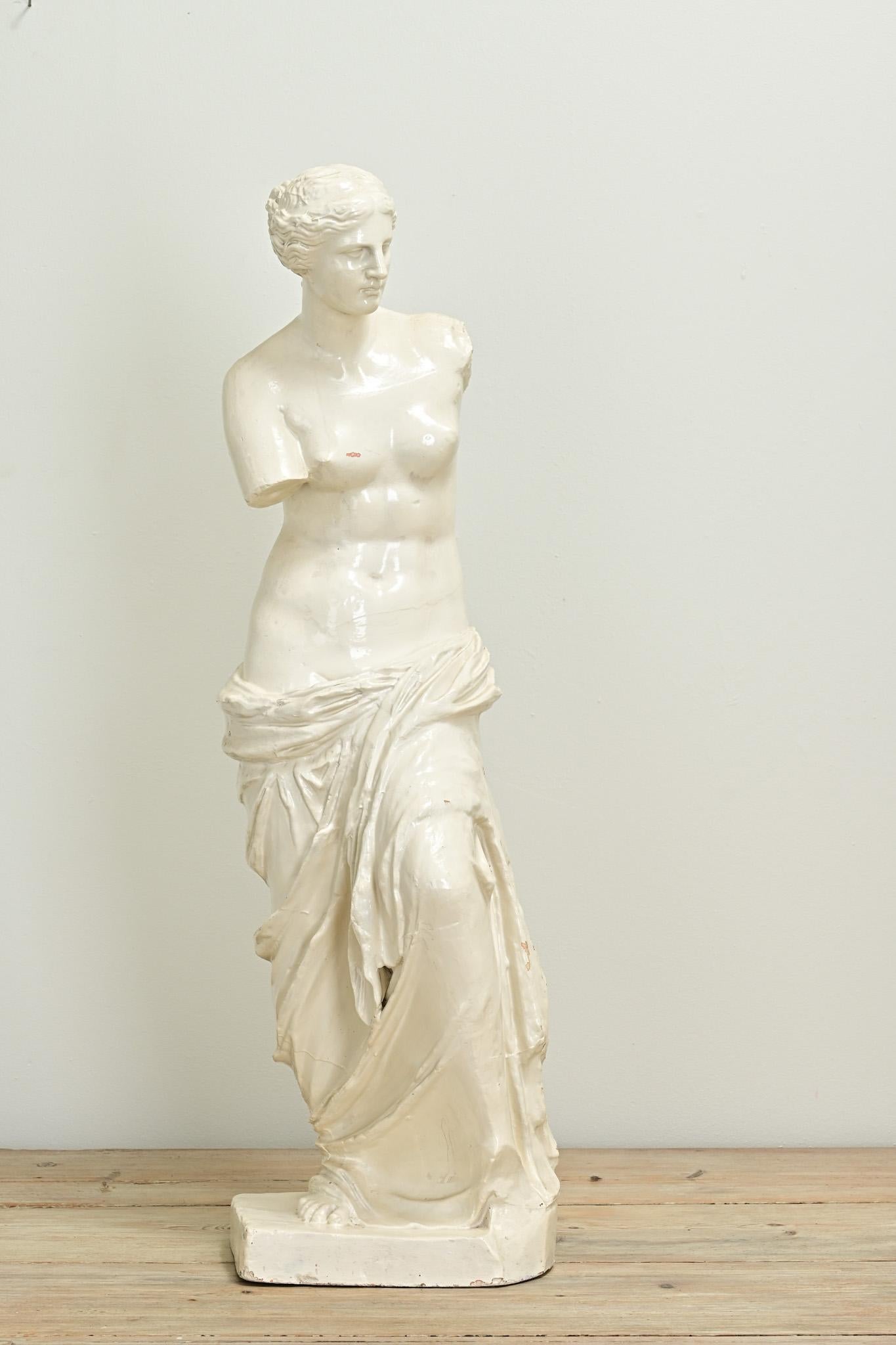Kleine Replica-Statue der Venus von Milo im Angebot 3