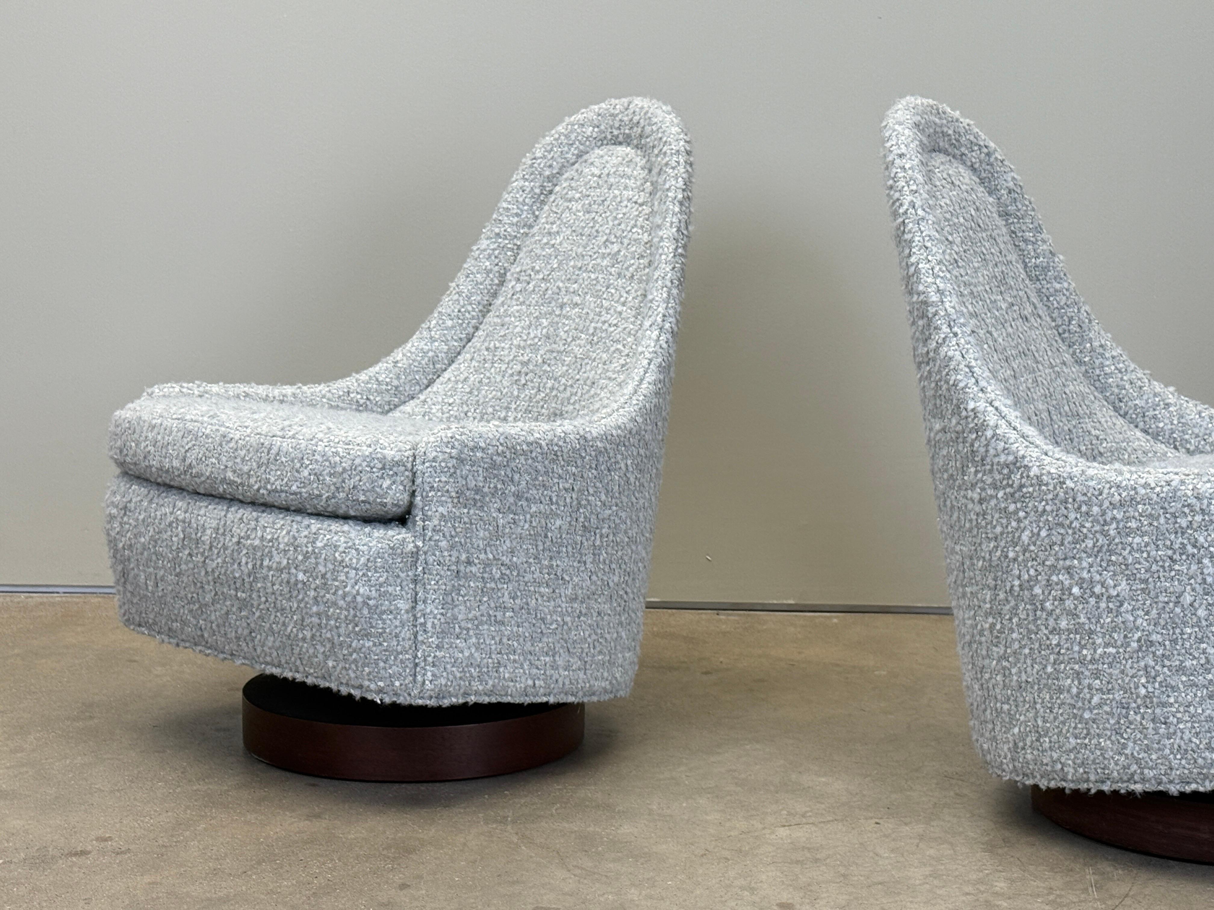 Kleine Schaukeldrehstühle von Milo Baughman (Stoff) im Angebot