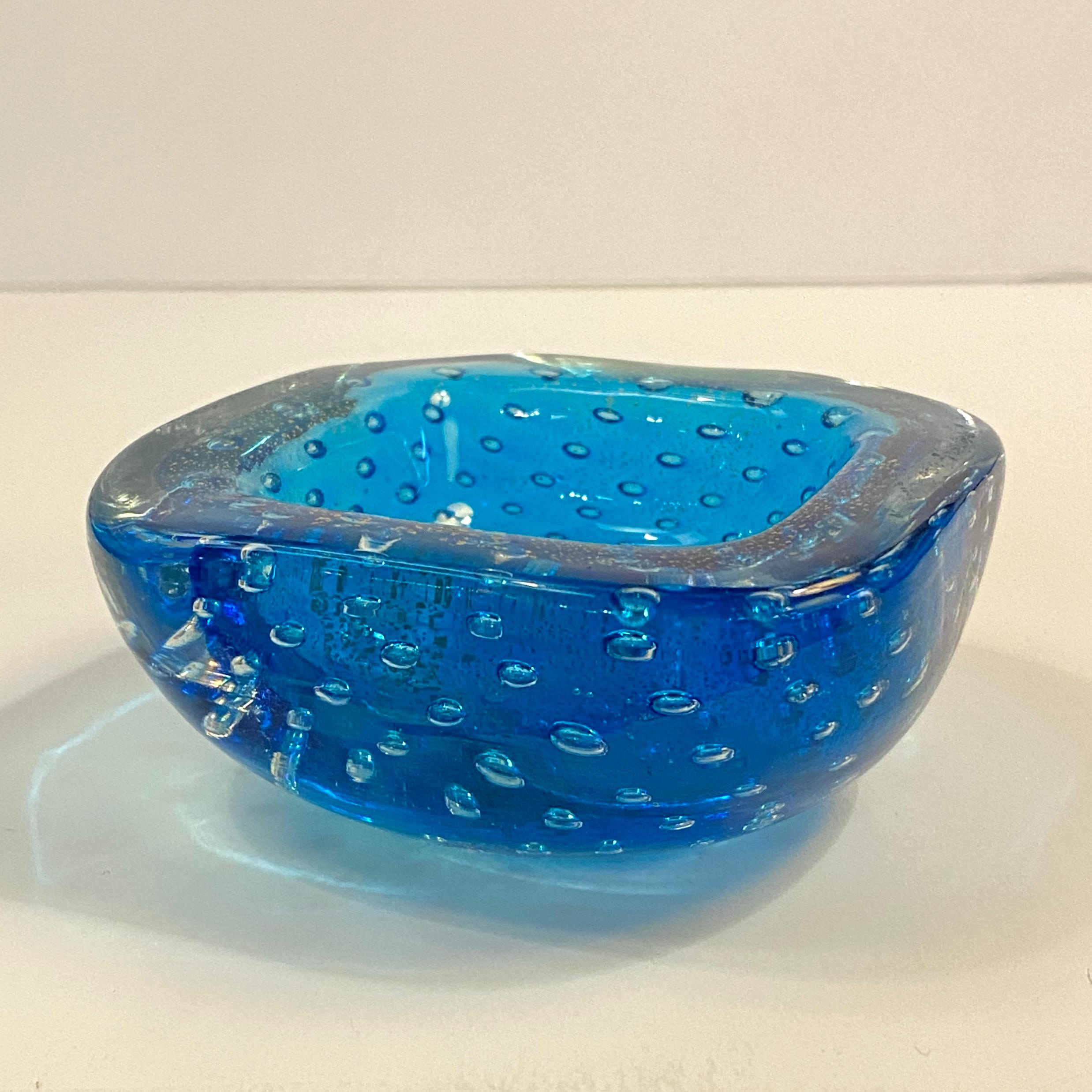 Petite Sapphire Bullicante Murano Art Glass  Dish In Good Condition In Brooklyn, NY