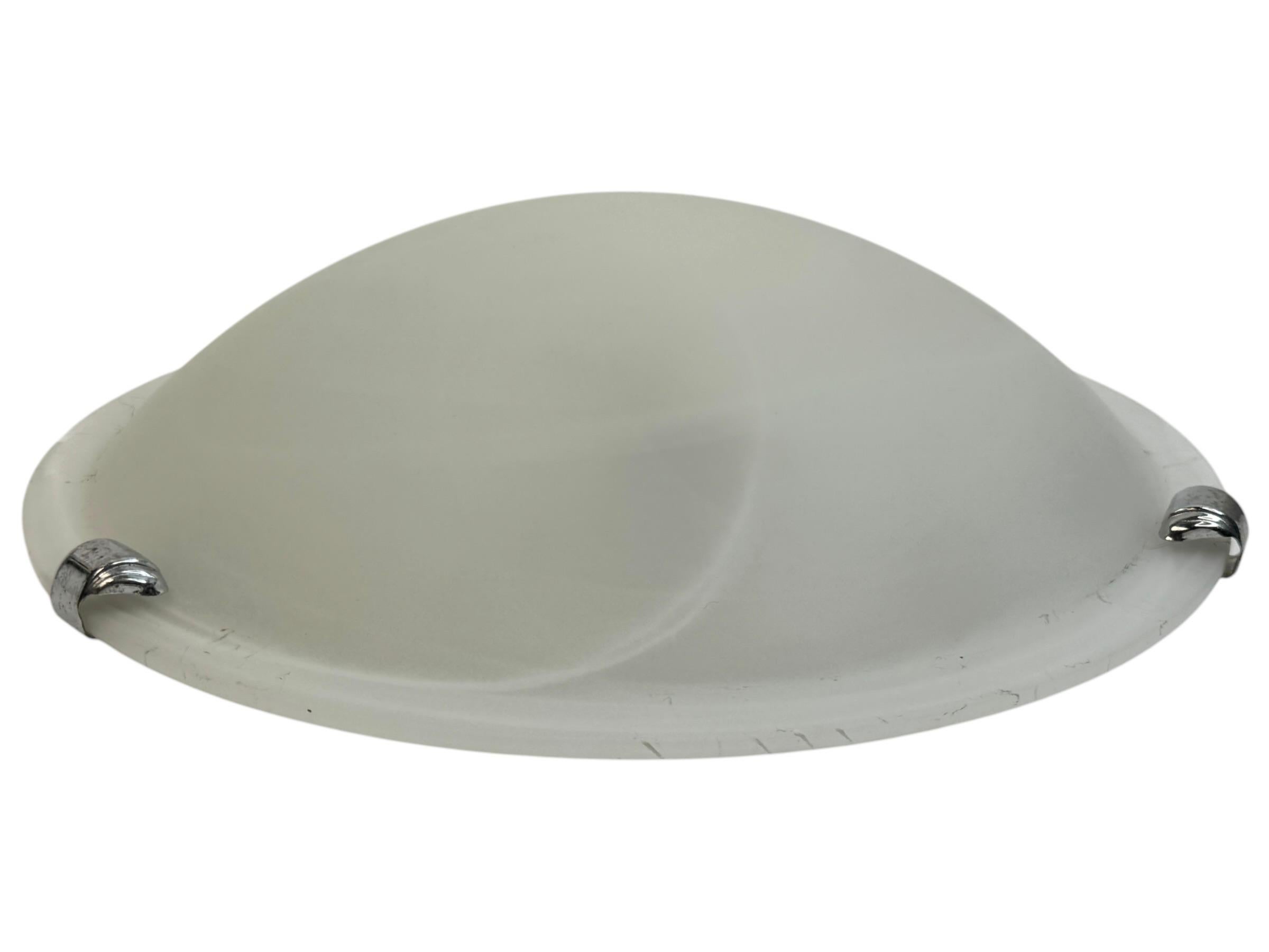 Austriaco Petite Satin Swirl Glass Flush Mount, anni '80, EGLO Leuchten, Austria in vendita