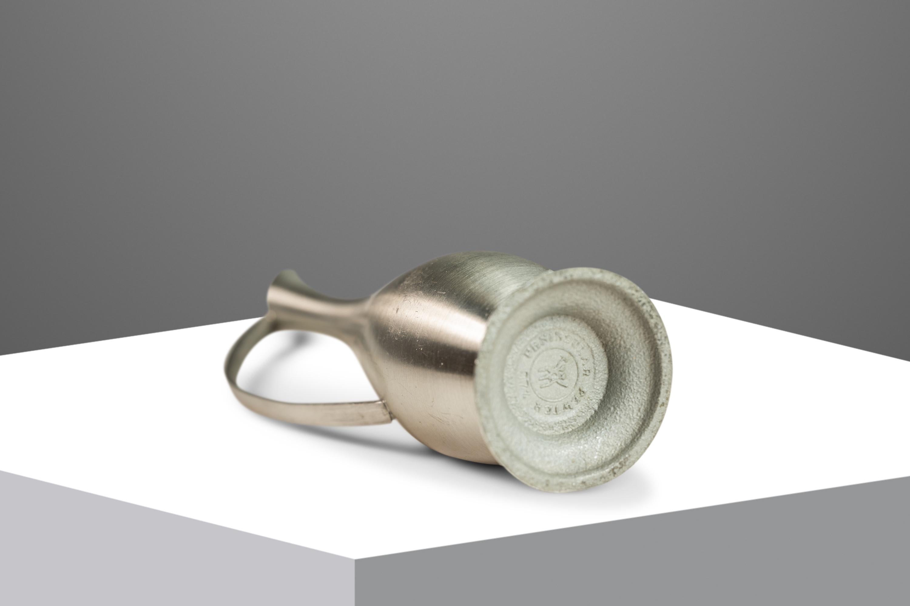 Petite Sculptural Solid Pewter Vase by Metaalwarenfabriek , Holland, c. 1960s For Sale 4
