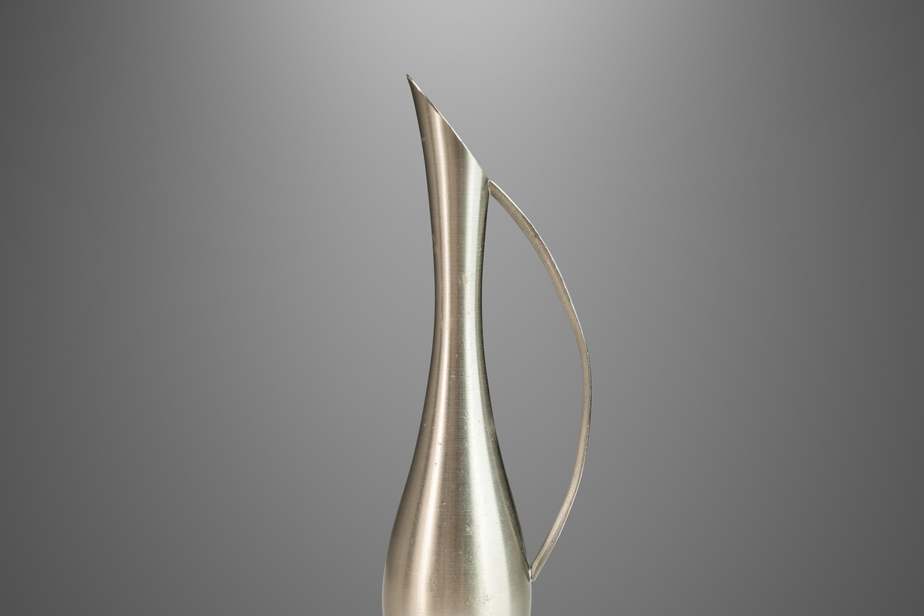 Petite Sculptural Solid Pewter Vase by Metaalwarenfabriek , Holland, c. 1960s For Sale 5
