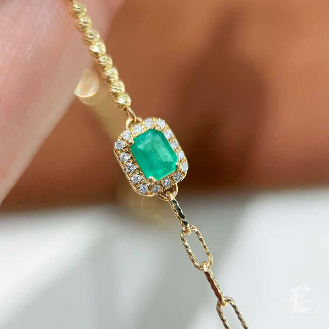Donna 【Petite Signature】 Bracciale a catena in oro 18 carati con diamante smeraldo 0,17ct in vendita
