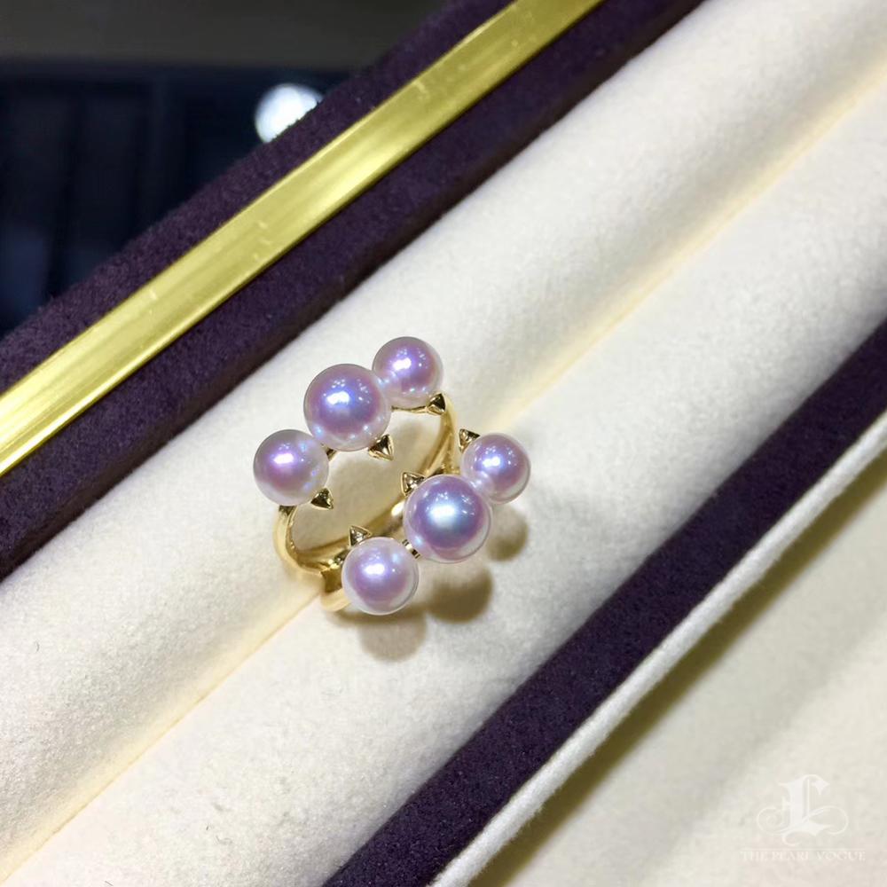 Petite Signature】Akoya Perlen Cluster Ring in 18K Gold im Zustand „Neu“ im Angebot in New York, NY