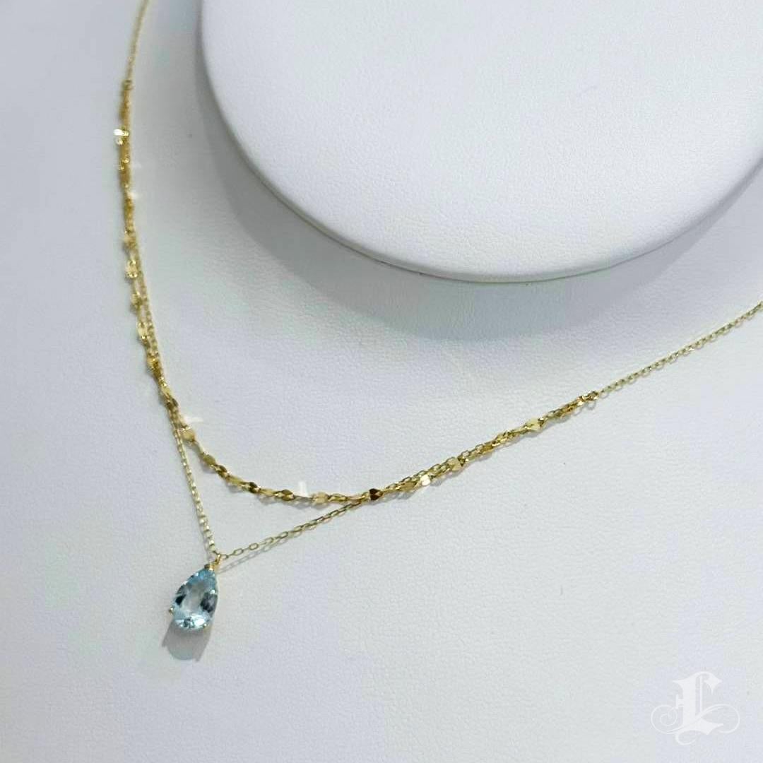 【Petite Signature】Collana con ciondolo a goccia di acquamarina in oro 18 carati con doppia catena in vendita 1