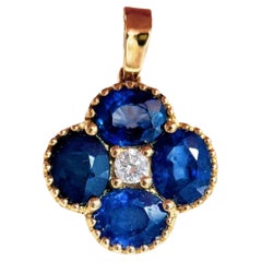 【Énigma】Blue Clover — Sapphire & Diamond Charm Pendant