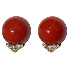 【Petite Signature】Classic Sardinian Red Coral & Diamond Stud Earrings