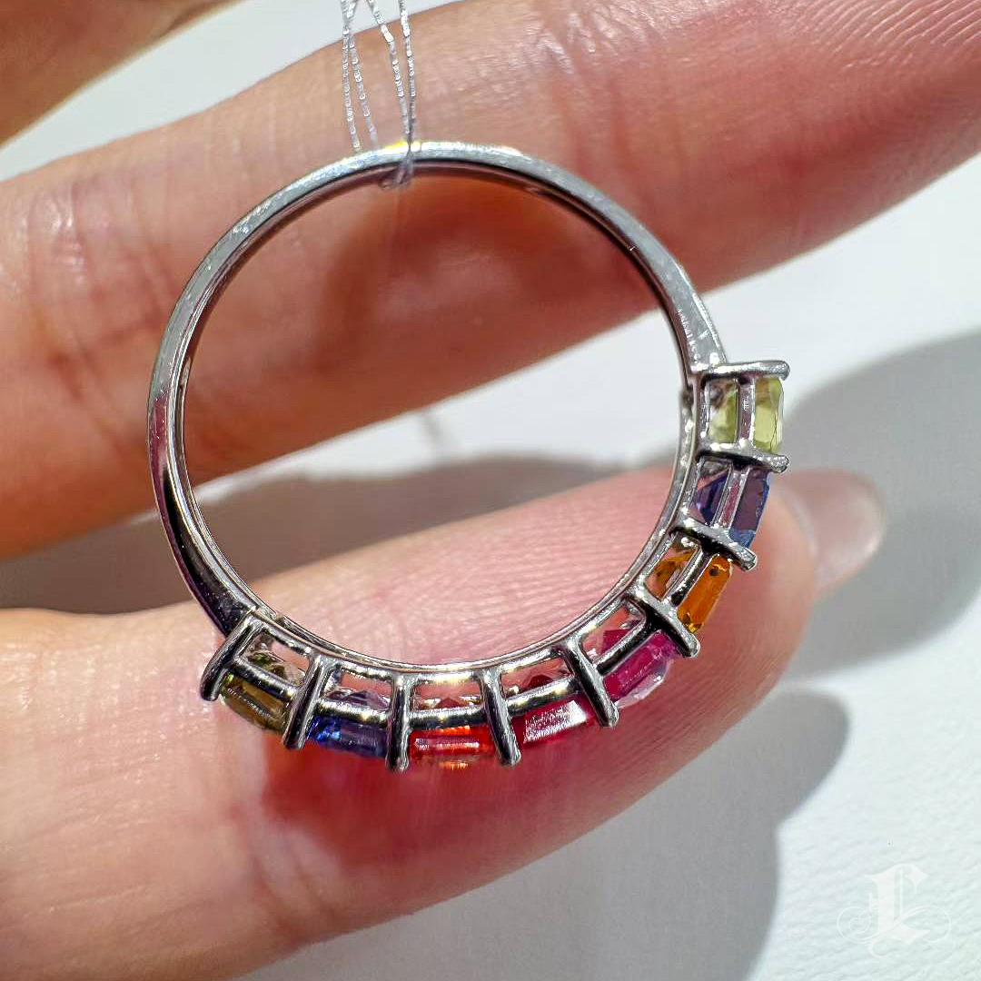 【Petite Signature】Rainbow Luck - Bague saphir multicolore en PT900 en vente 3