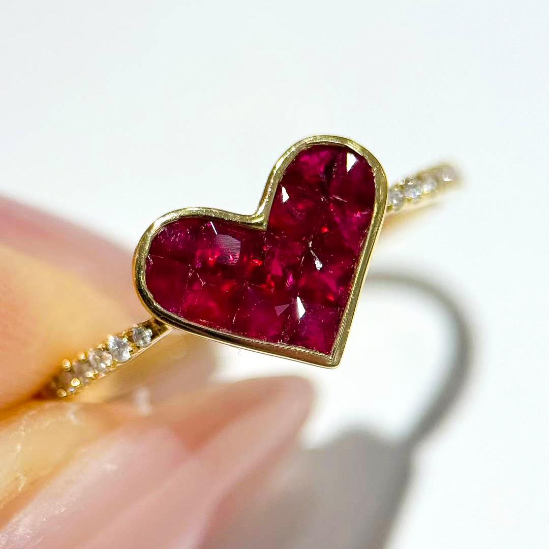 【Petite Signature】Ruby Mosaic Heart Ring For Sale 2