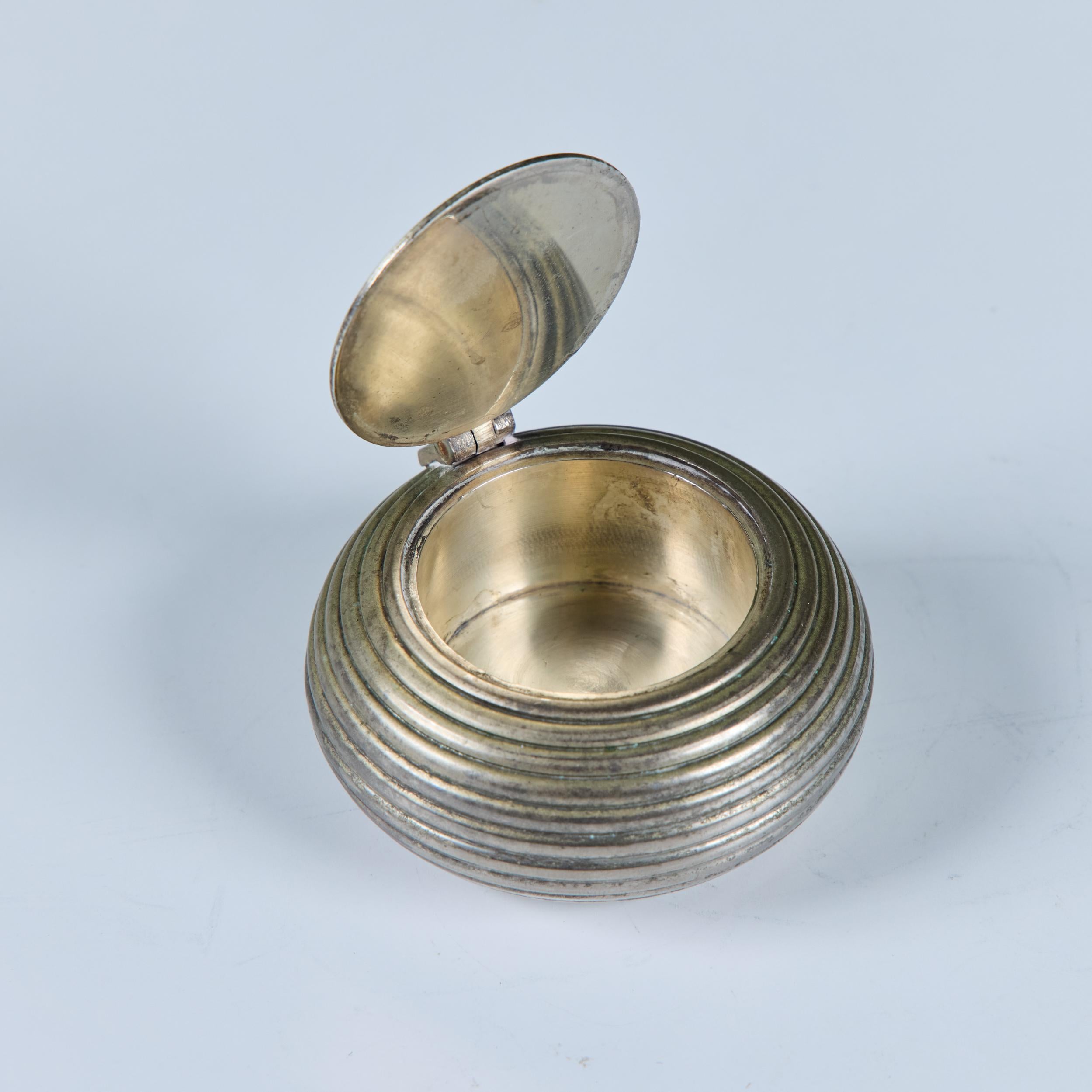 Posacenere tascabile Petite placcato in argento in vendita 8
