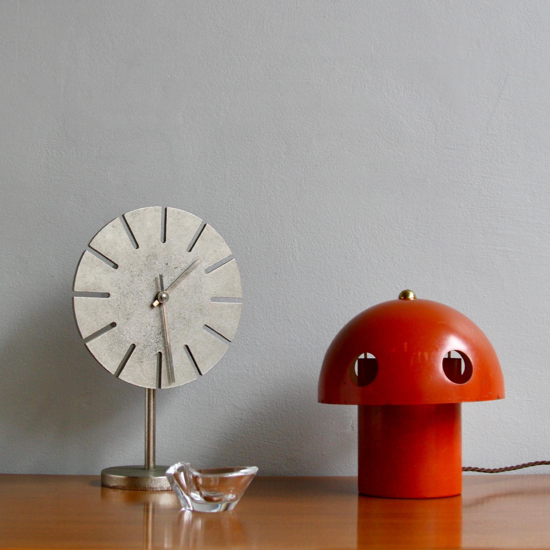 Mid-20th Century Petite Space Age Metal Table Lamp, Italy, 1960s