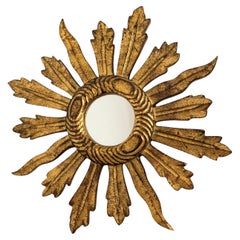 Espejo convexo de madera dorada Petite Starburst Sunburst, Alemania circa 1950s