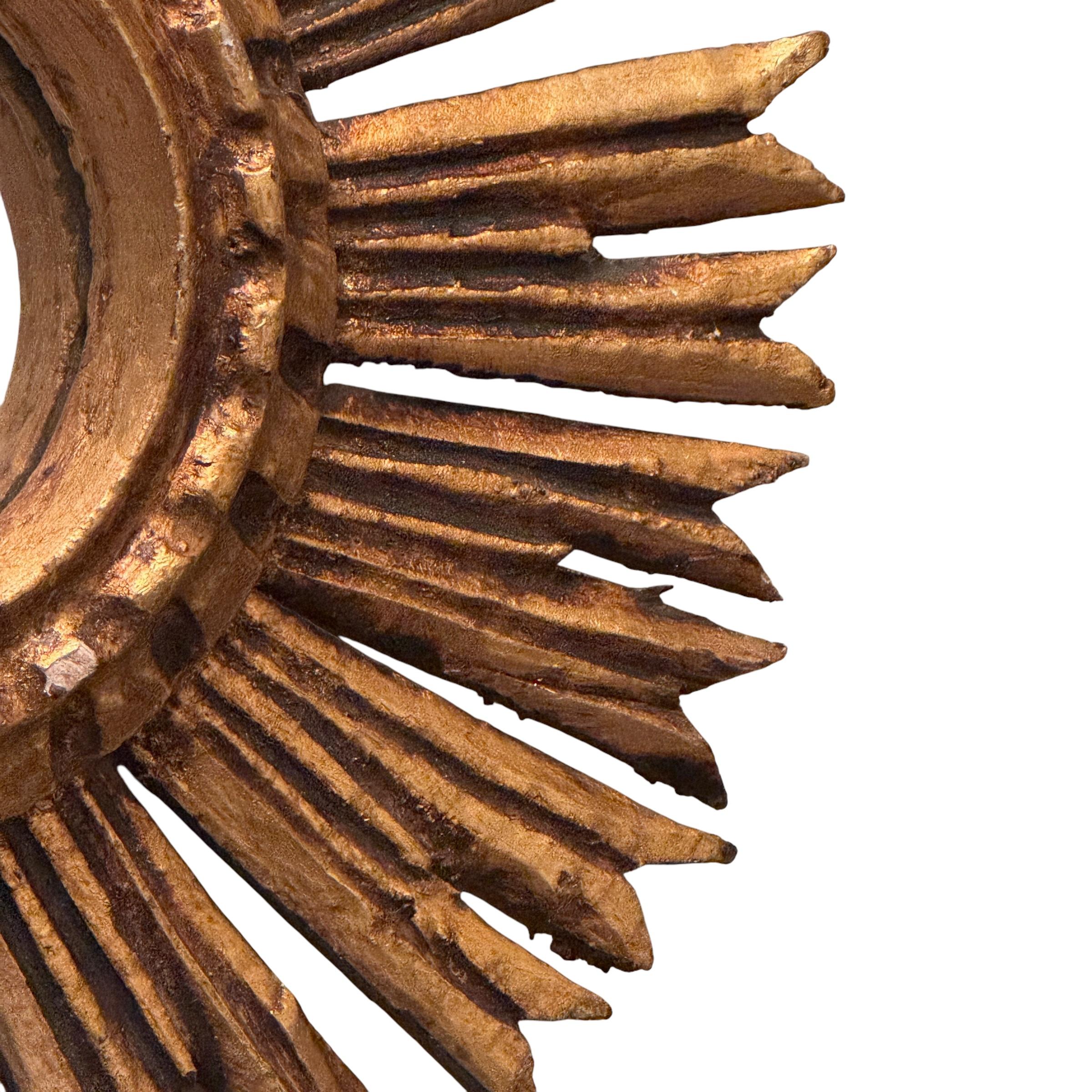 Petite Starburst Sunburst Gilded Wood Convex Mirror, Germany circa 1950s For Sale 1