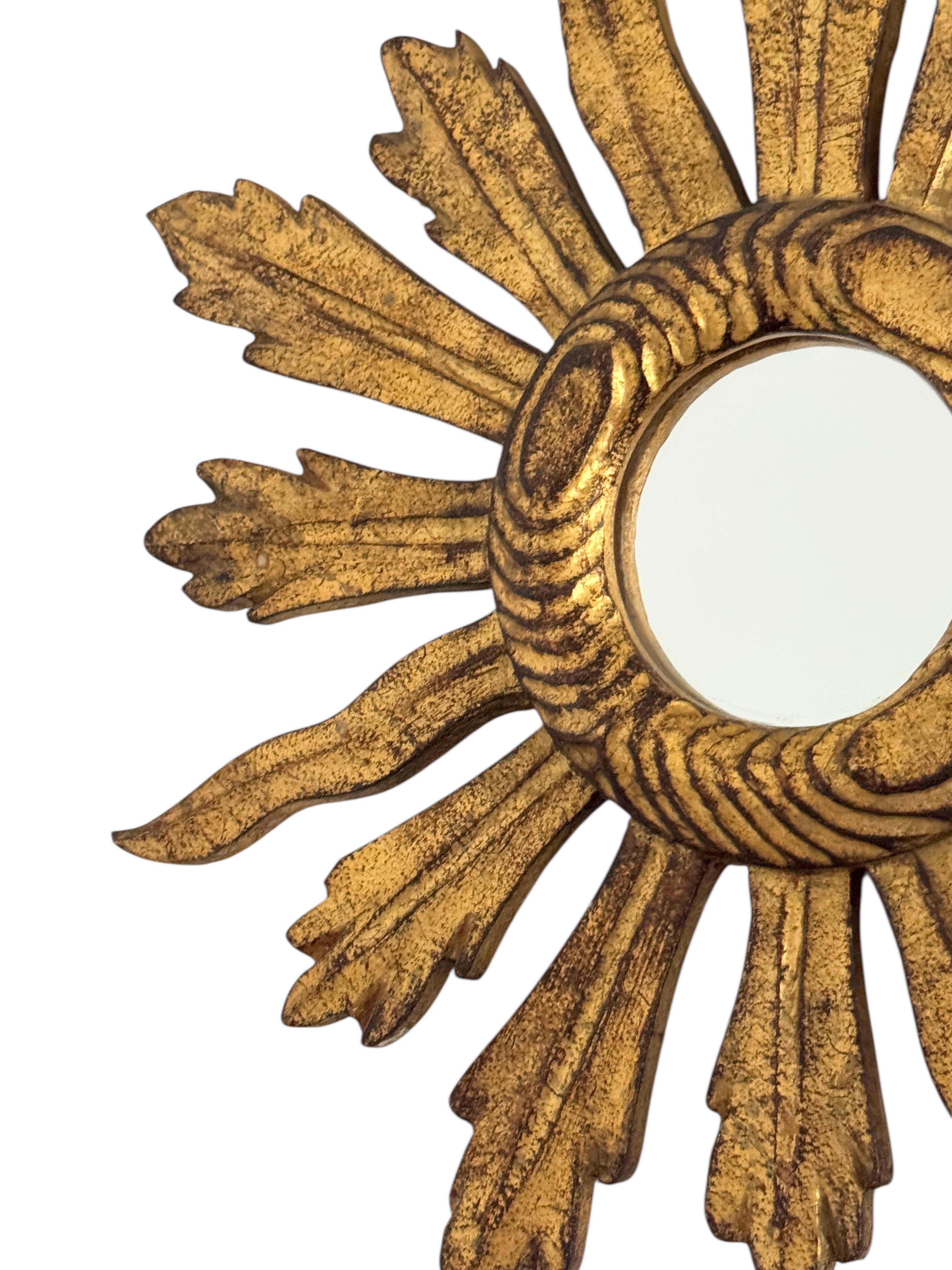 Petite Starburst Sunburst Gilded Wood Convex Mirror, Germany circa 1950s For Sale 1