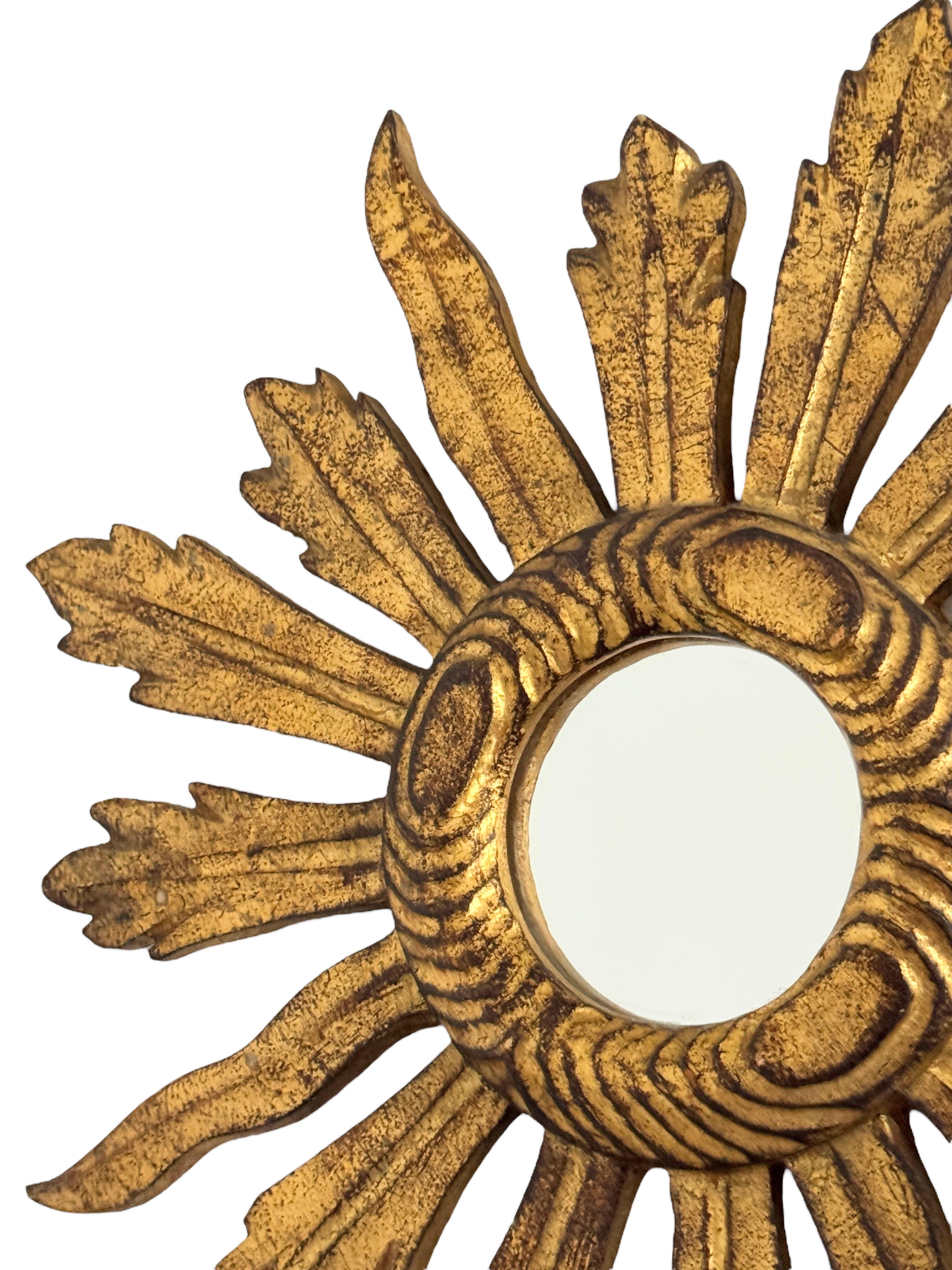 Petite Starburst Sunburst Gilded Wood Convex Mirror, Germany circa 1950s For Sale 2