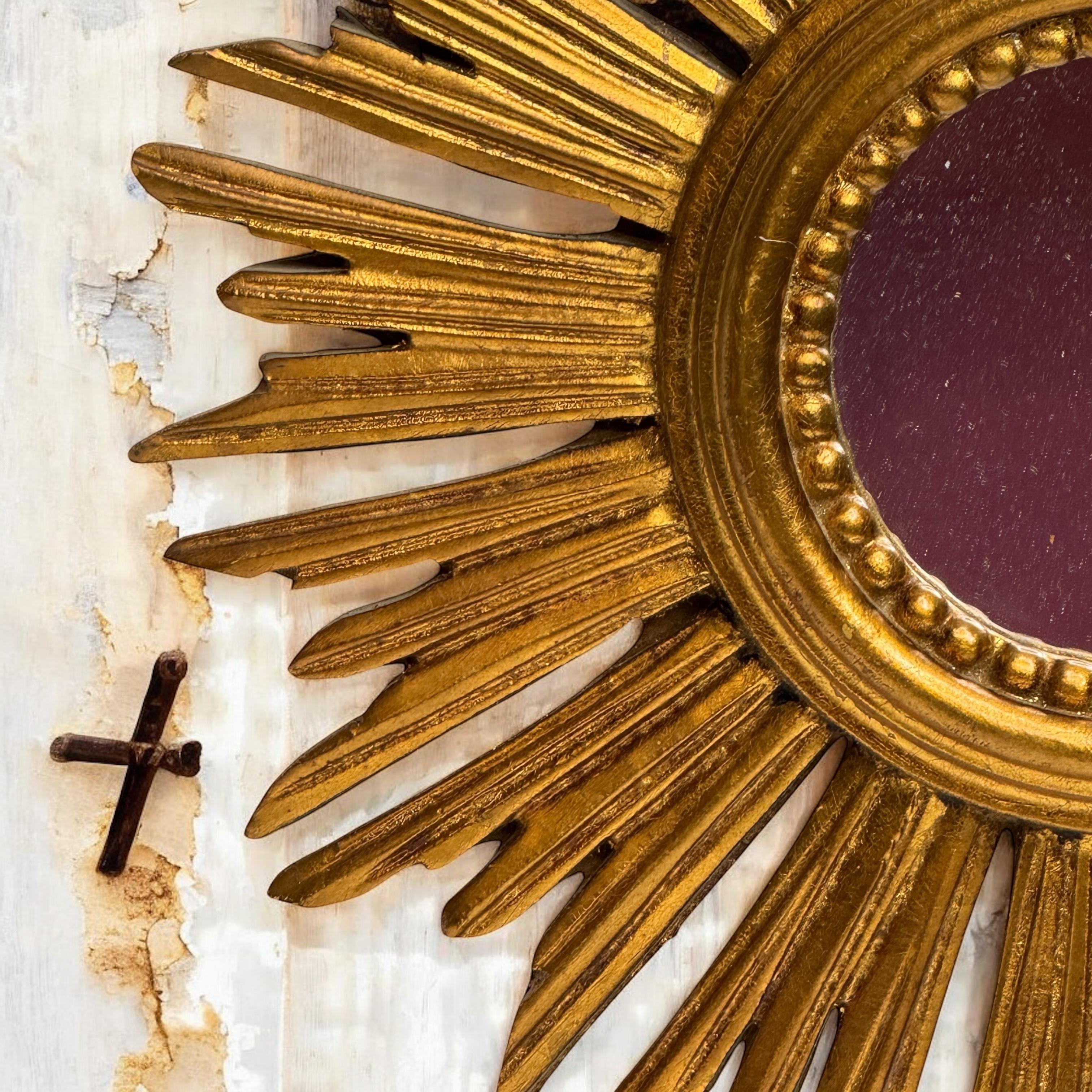 Petite Starburst Sunburst Gilded Wood Mirror, Germany circa 1950s For Sale 4