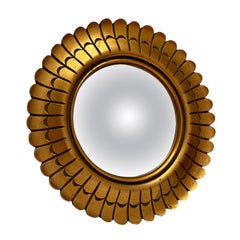 Petite Starburst Sunburst Sunflower Specchio convesso in legno dorato, anni '60 circa
