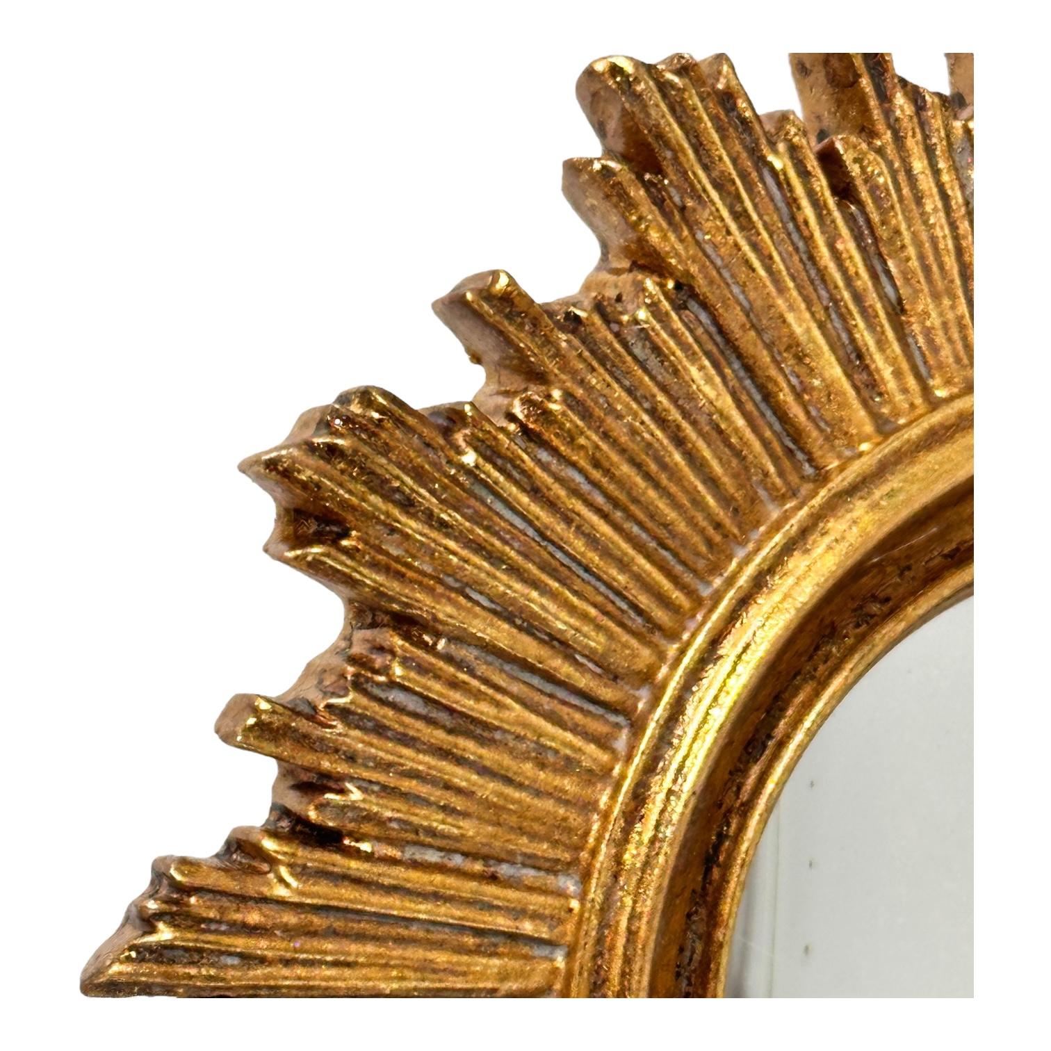 Petite composition de miroir convexe en étoile, Belgique, vers les années 1980. en vente 2