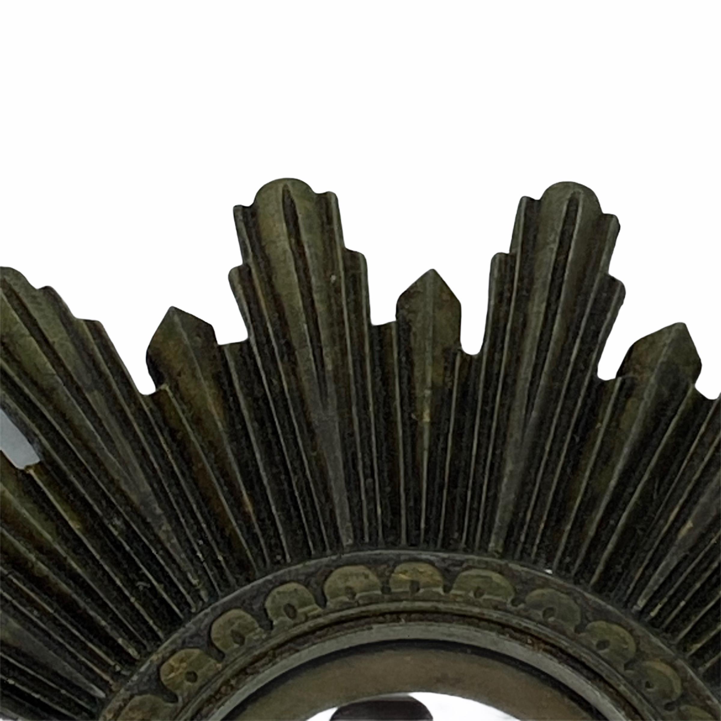 Petite Sunburst Starburst Convex Mirror Composition, German, circa 1960s In Good Condition In Nuernberg, DE