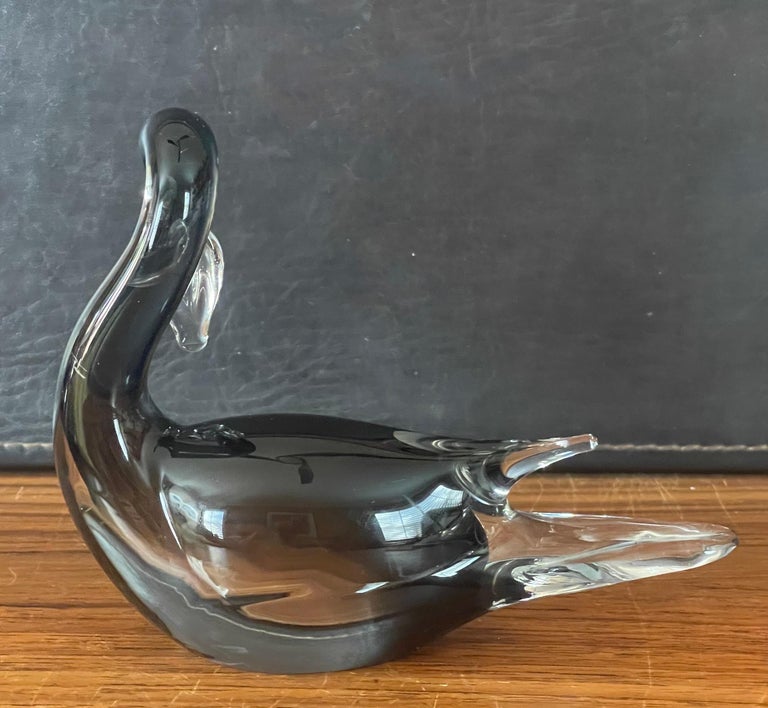 Petite Swan Sommerso Art Glass Sculpture by Murano Glass In Good Condition For Sale In San Diego, CA