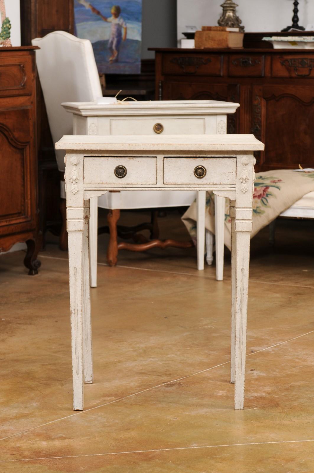 Petite Swedish Late 19th Century Painted Console Table with Carved Campanula 1