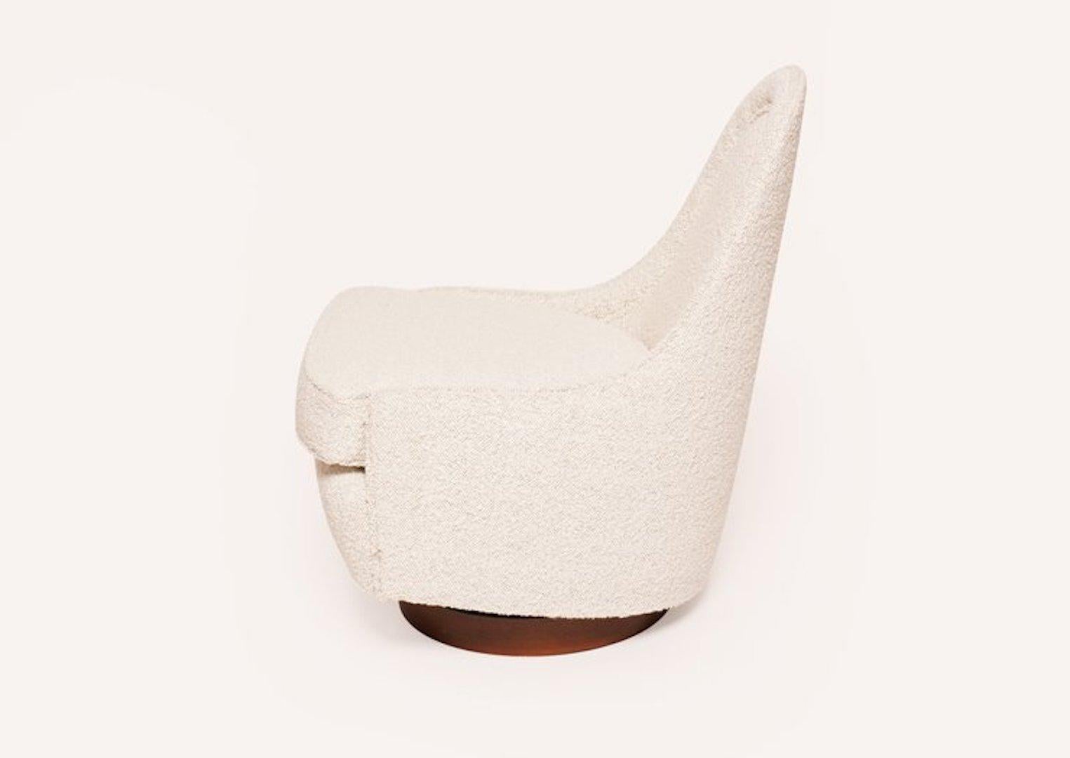 Mid-Century Modern Petite Swivel Lounge Chair by Milo Baughman for Thayer Coggin