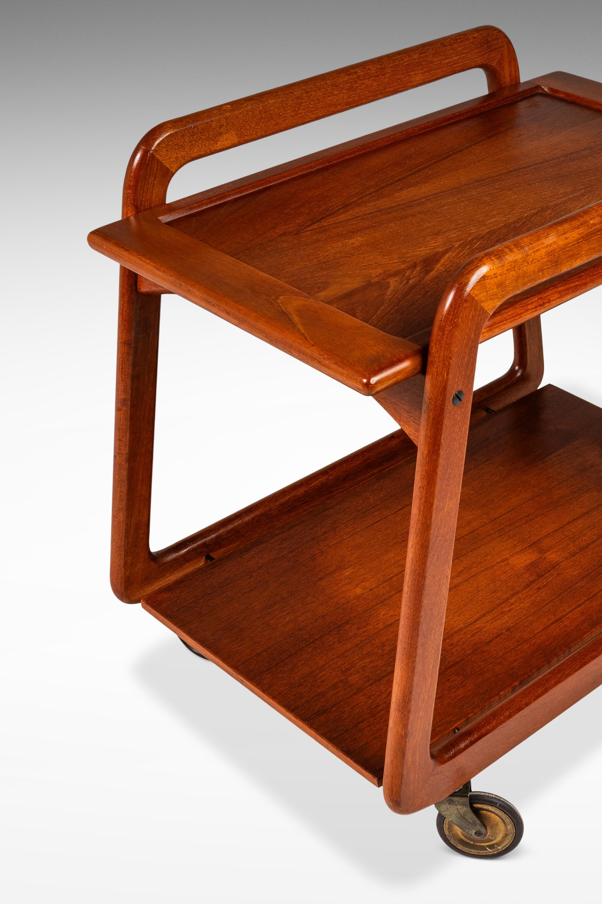 Carrello da tè / Carrello da bar in teak massiccio di Sika Møbler, Danimarca, anni '60 circa in vendita 11