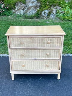 Comodino a tre cassetti, in vimini e legno, stile bohémien, anni ’80