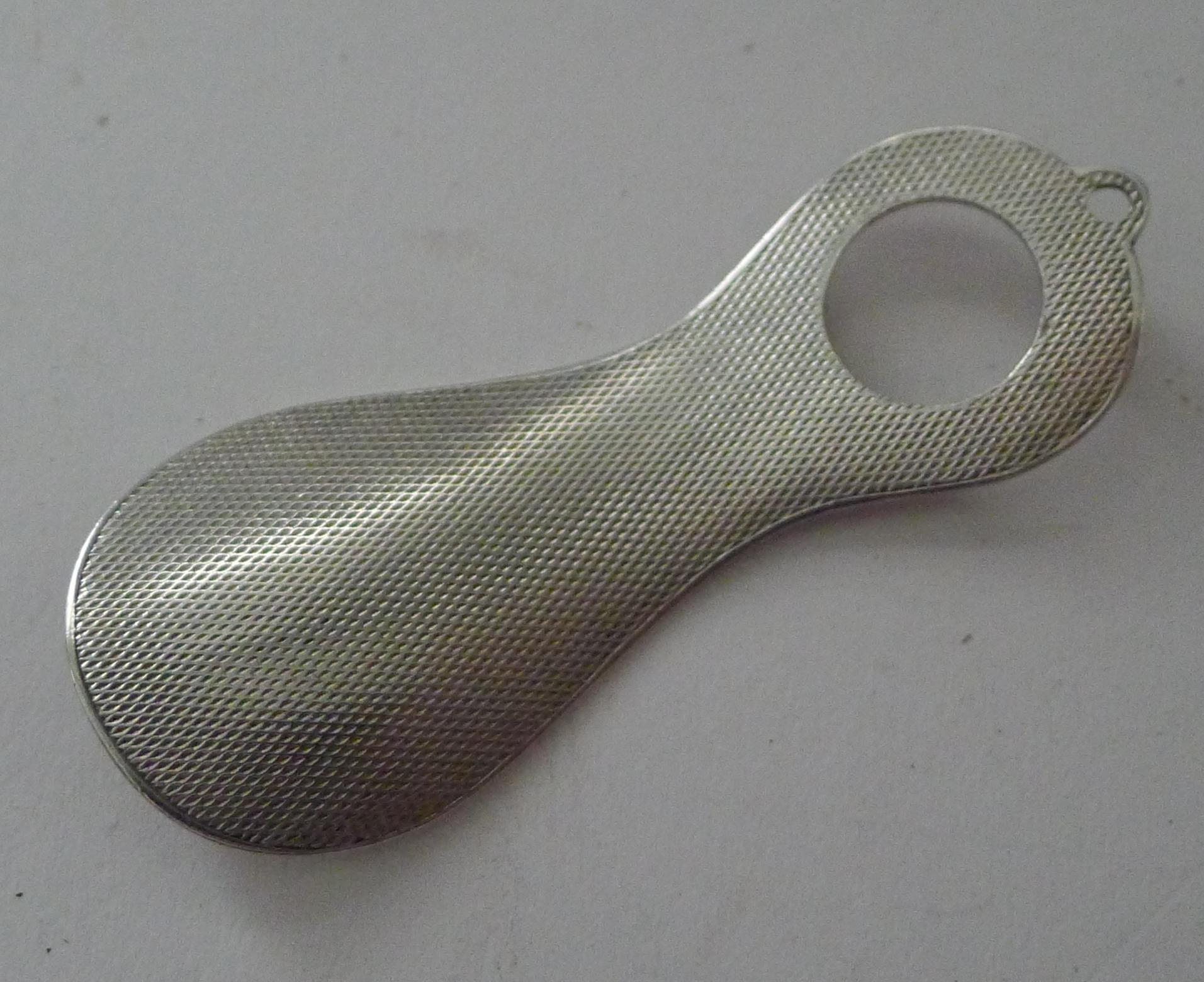 Petite Travel / Pocket Solid Silver Shoehorn - 1928 In Good Condition For Sale In Bath, GB