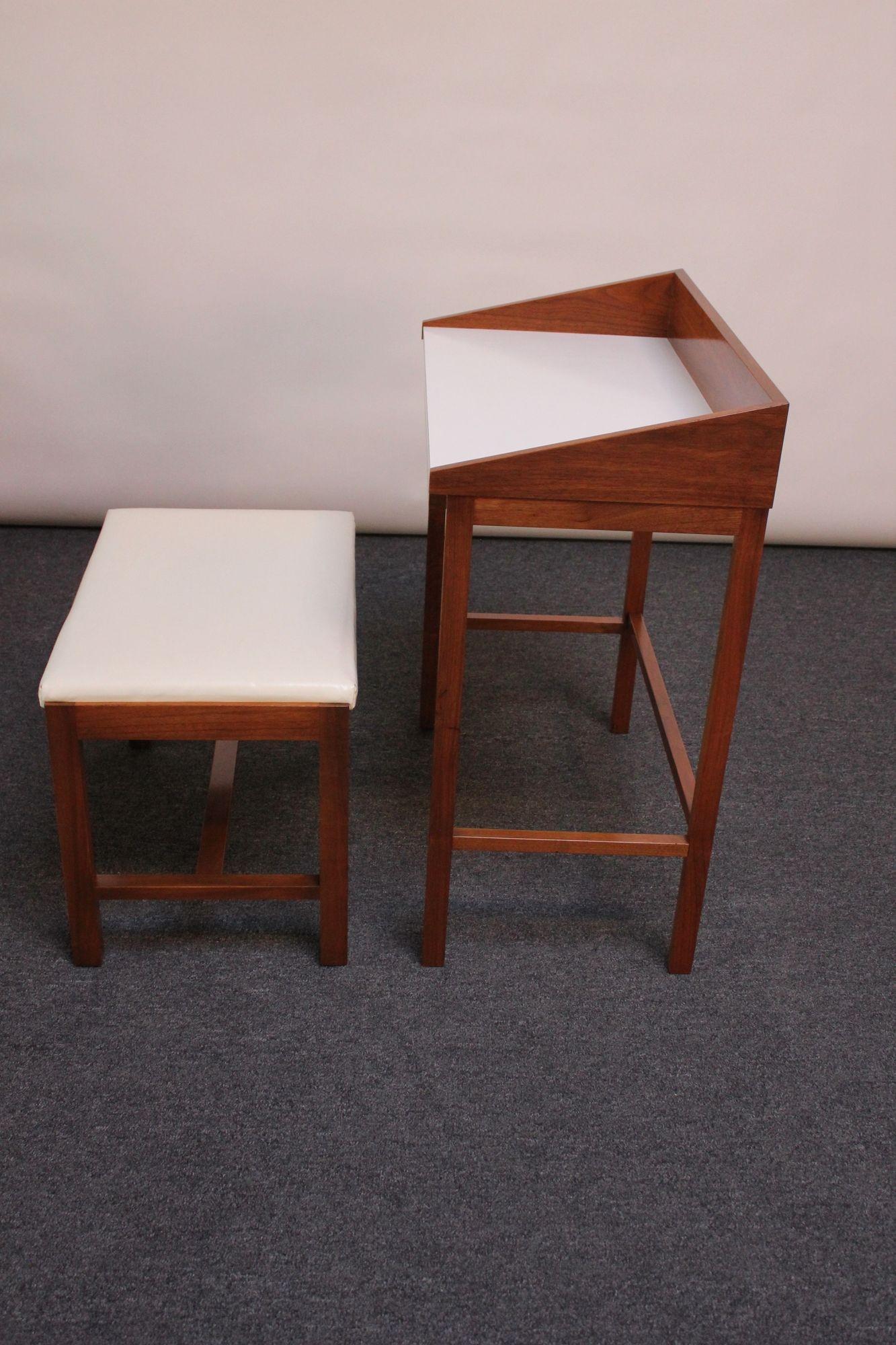 Petite Vanity/Writing Table with Stool Designed by Edward Wormley for Dunbar For Sale 11
