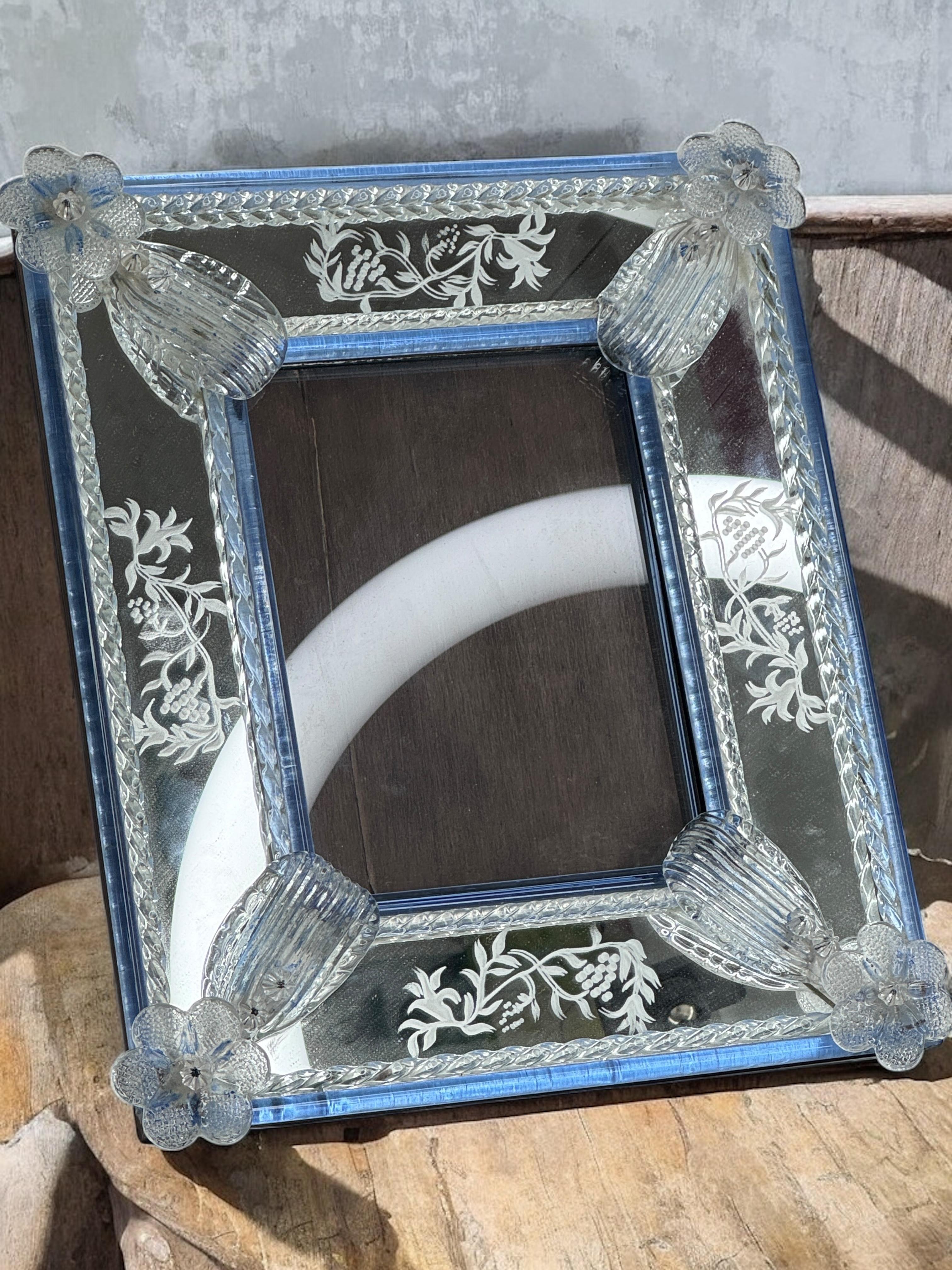 Kleiner venezianischer Murano-Kunstglas-Bilderrahmen-Spiegel Vintage, Italien, 1960er Jahre im Angebot 5
