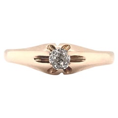 Petite Victorian Rose Gold Diamond Ring