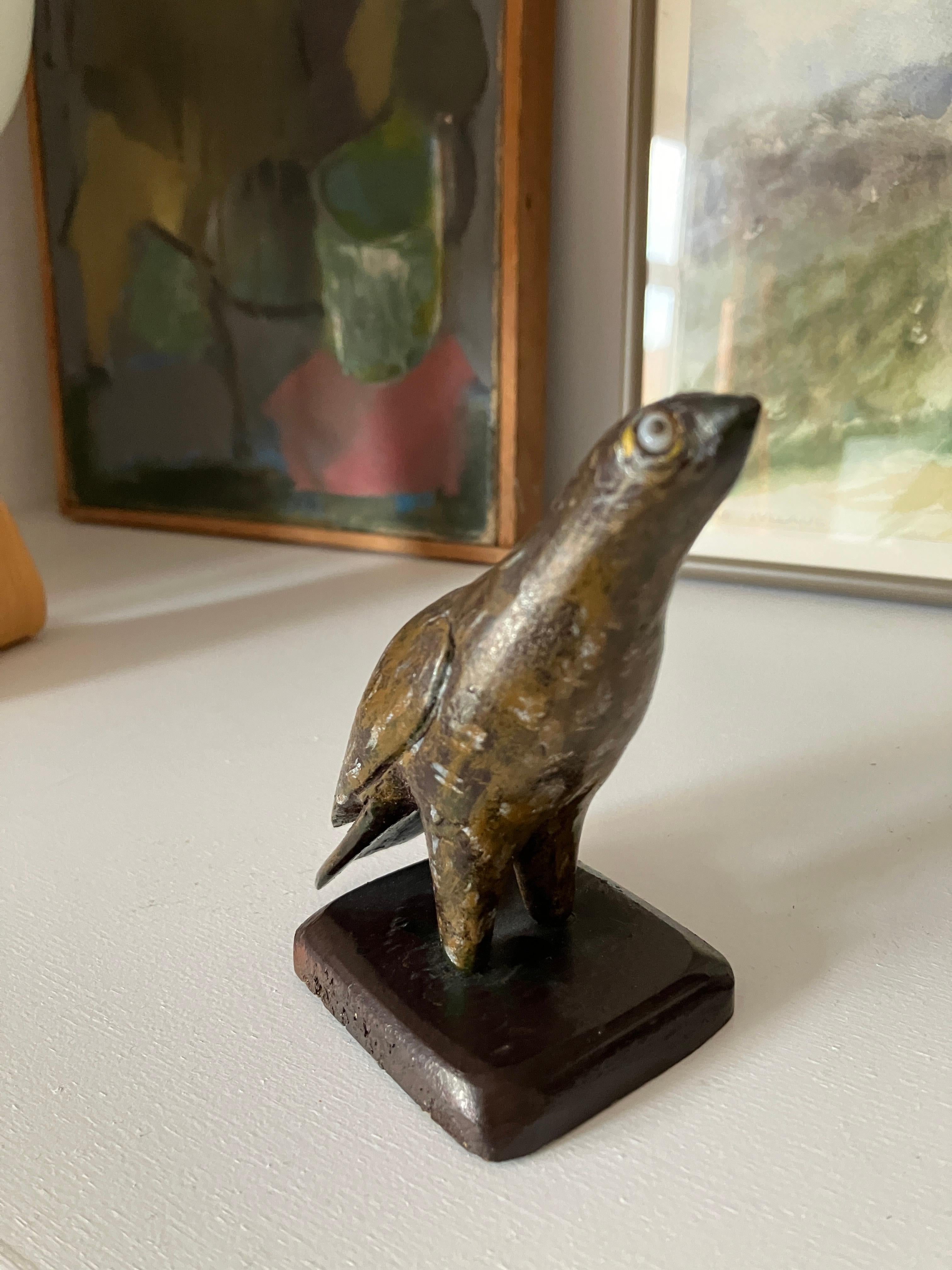 20th Century Petite Vintage Carved Wooden Eagle Bird of Prey Figure Sculpture For Sale