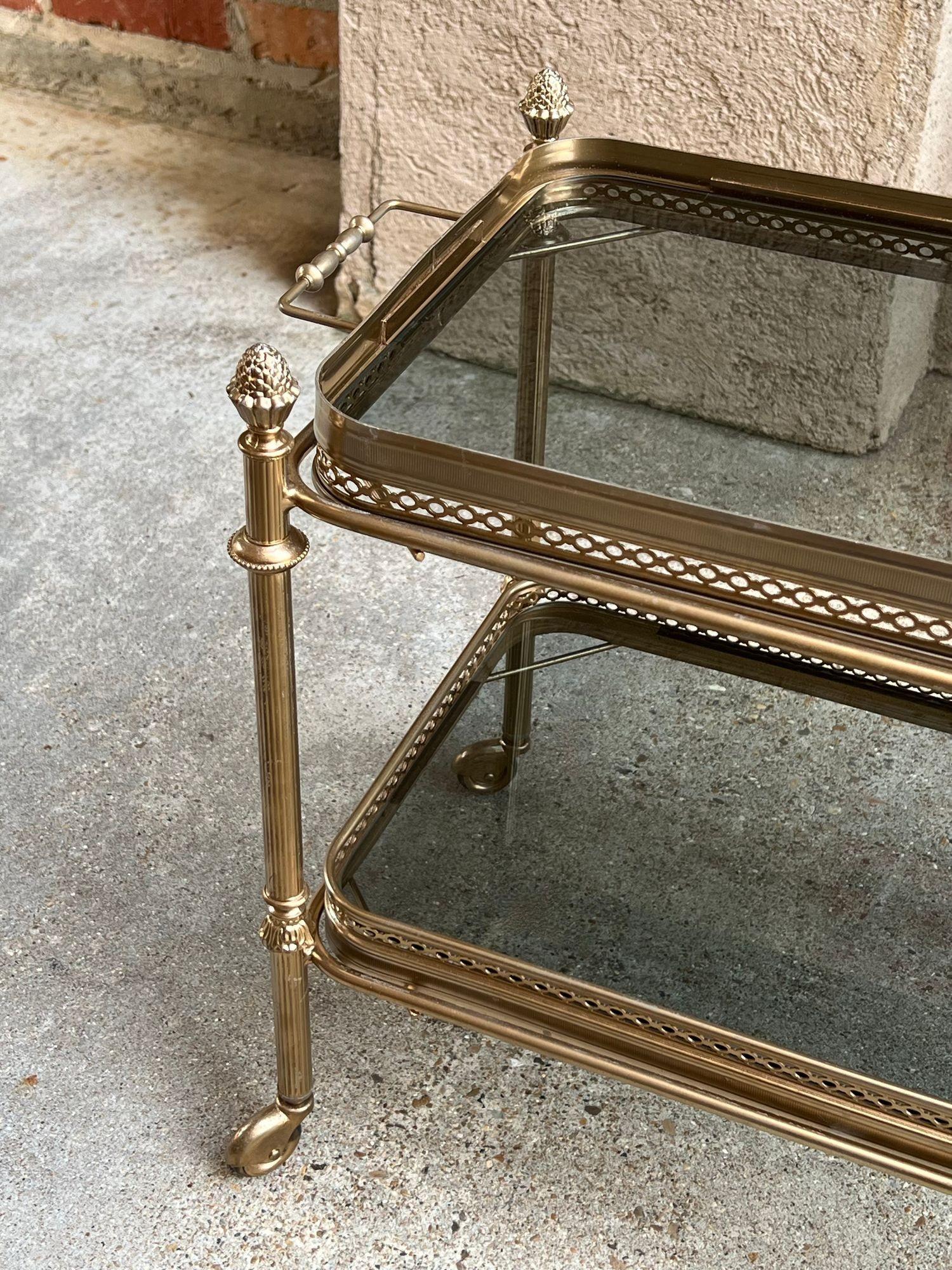 PETITE Carrello bar pasticceria francese d'epoca Vassoio in vetro d'ottone Carrello da portata in vendita 2