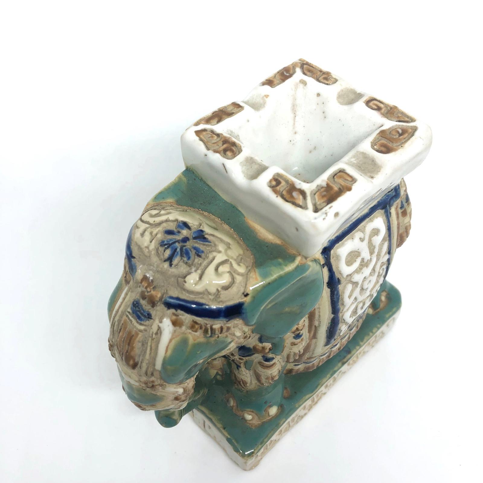 Mid-20th Century Petite Vintage Hollywood Regency Chinese Ceramic Elephant Ashtray