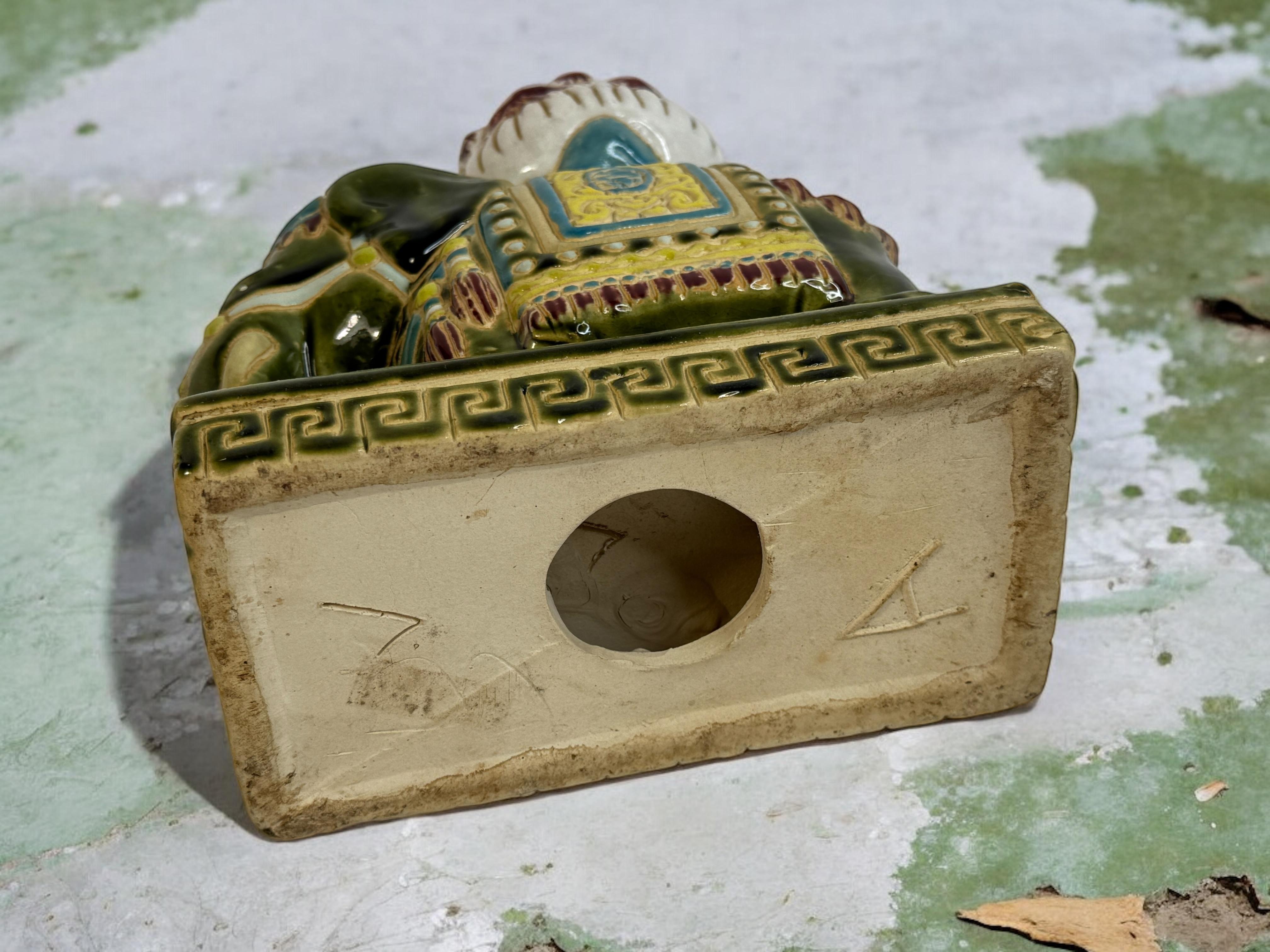 Petite Vintage Hollywood Regency Chinese Elephant Flower Pot, anni '60 in vendita 11