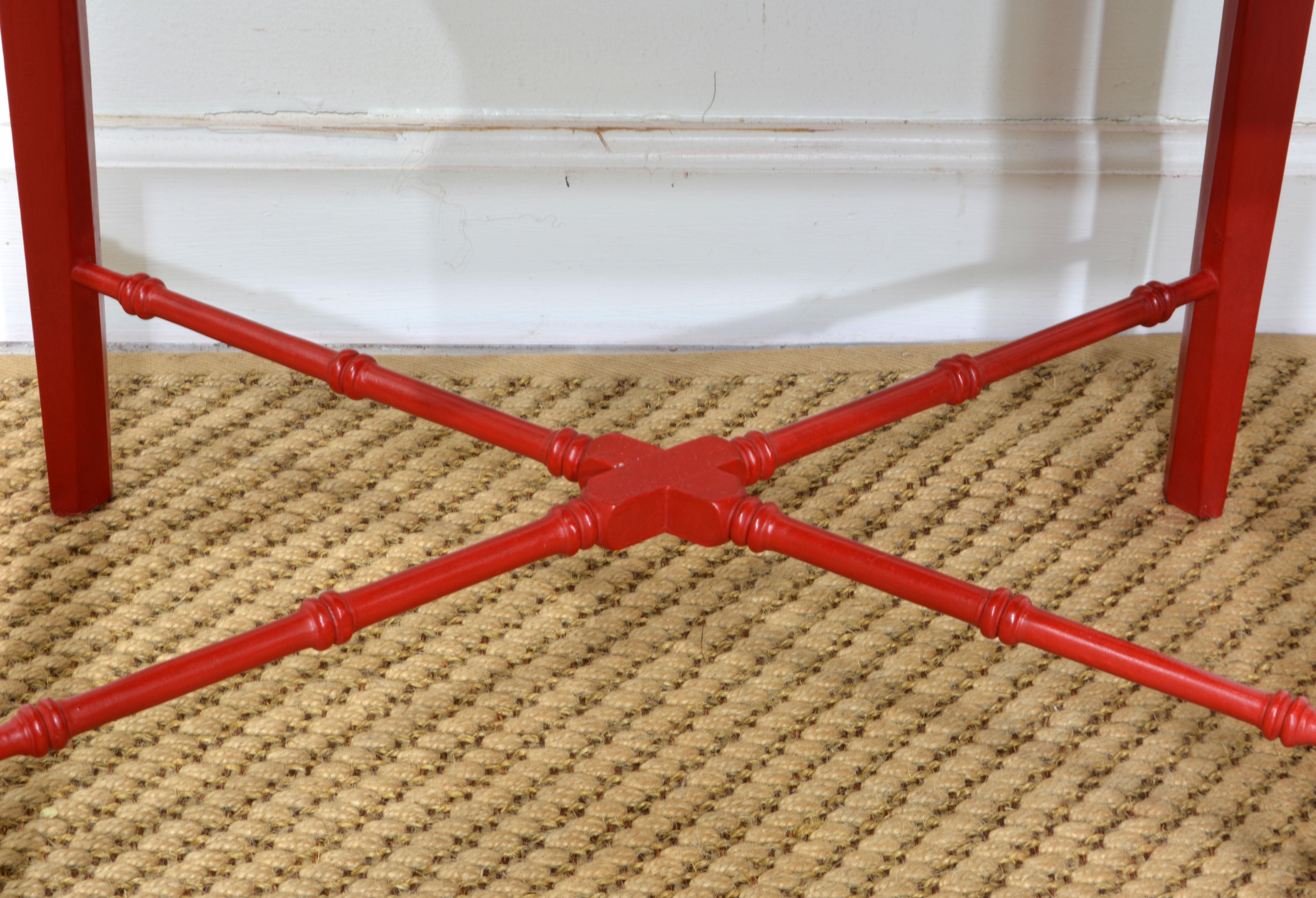 Petite Vintage Regency Style Venetian Red Lacquered Butlers Lift Off Tray Table 6