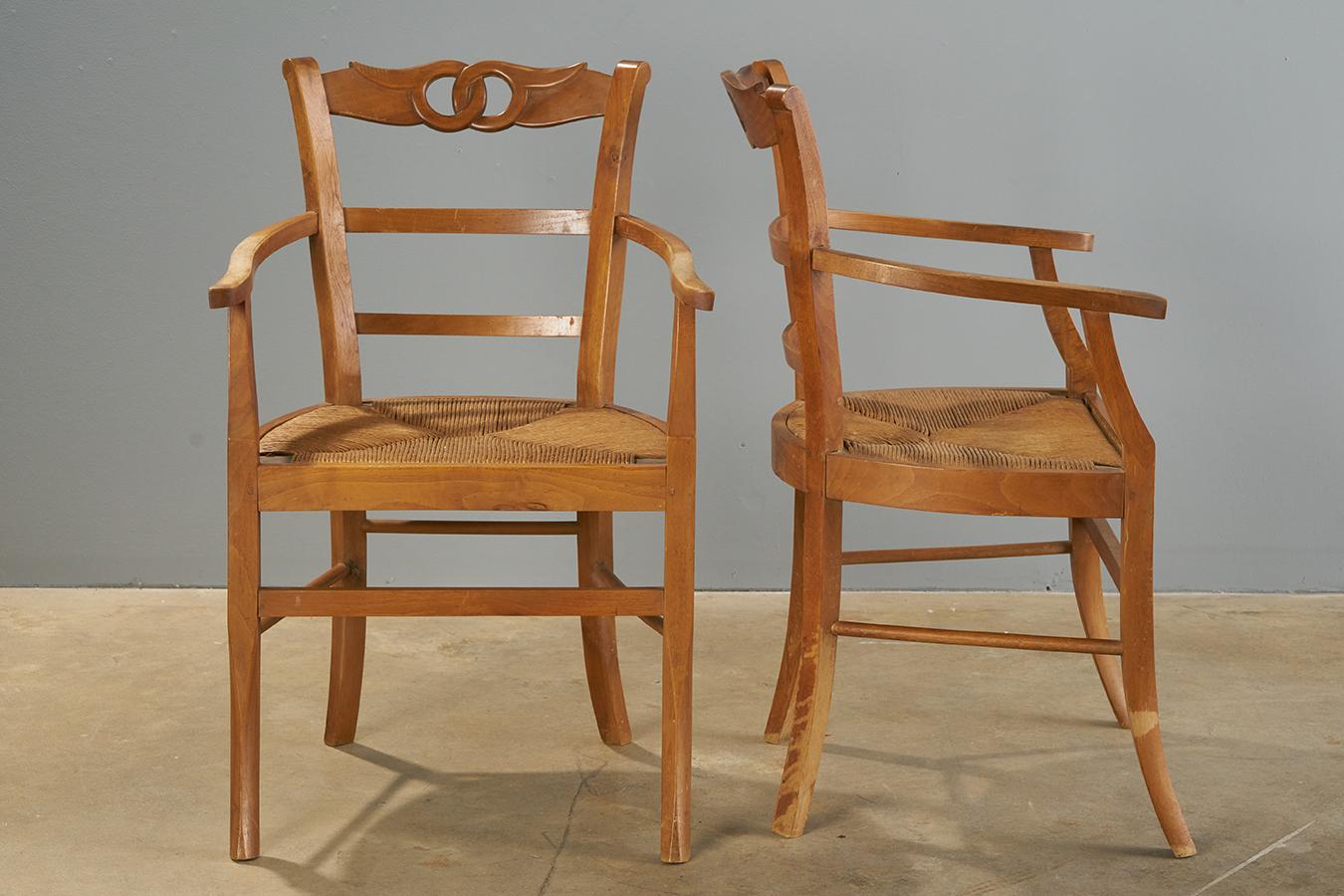 Mouvement esthétique Paire de petits fauteuils en Wood Wood avec sièges en Corde en vente